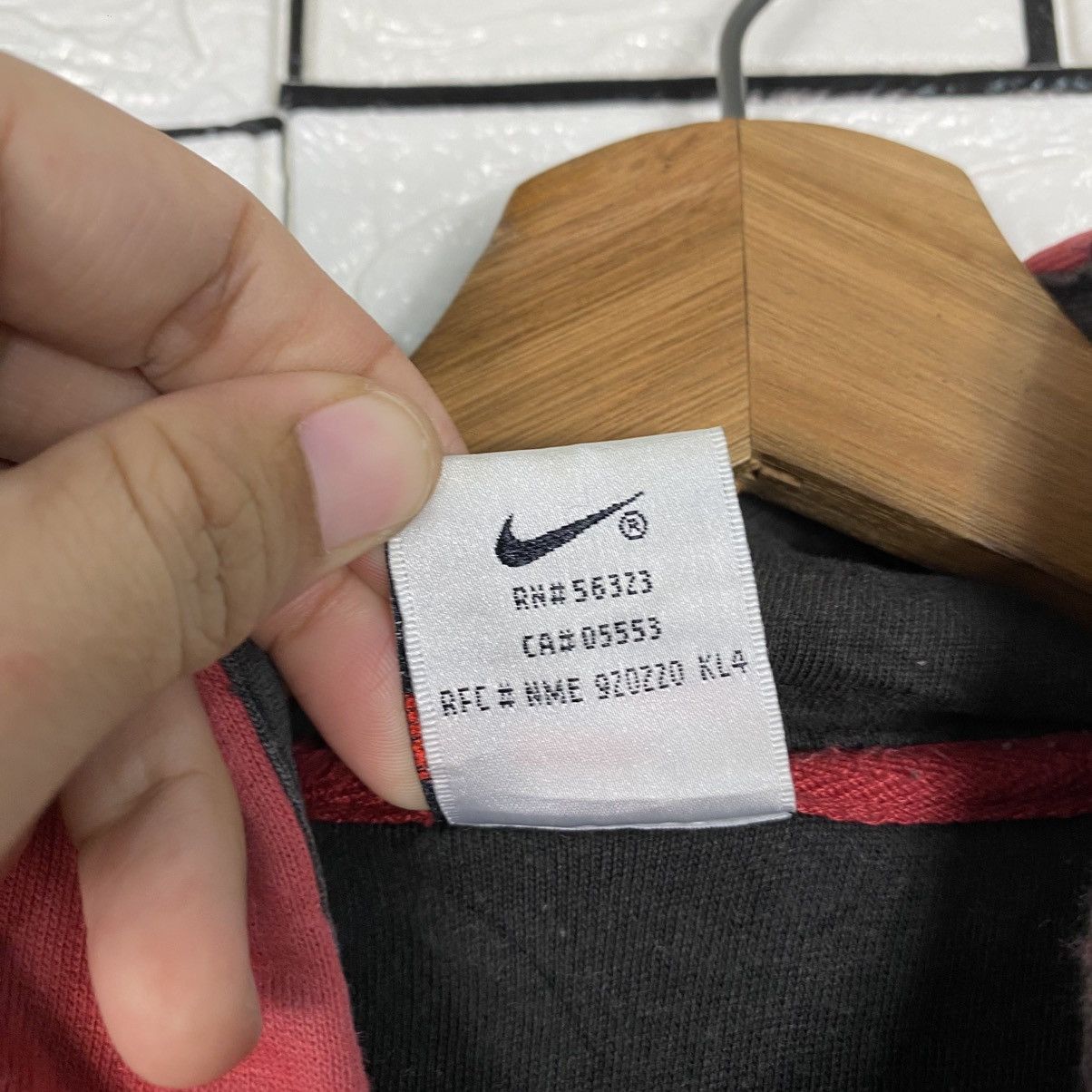 Nike Vintage Sweater Hoodie Nike Big Logo Sun Faded Style Size US M / EU 48-50 / 2 - 18 Thumbnail