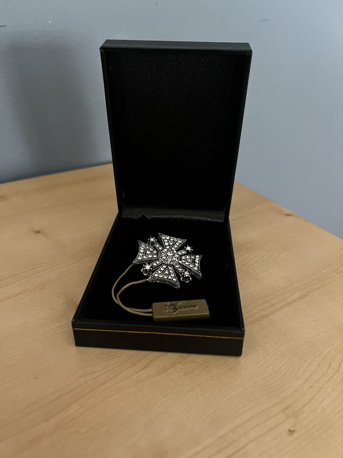 Jewelry × Other Azaara Silver Brooch with Swarovski Crystal Size ONE SIZE - 6 Thumbnail