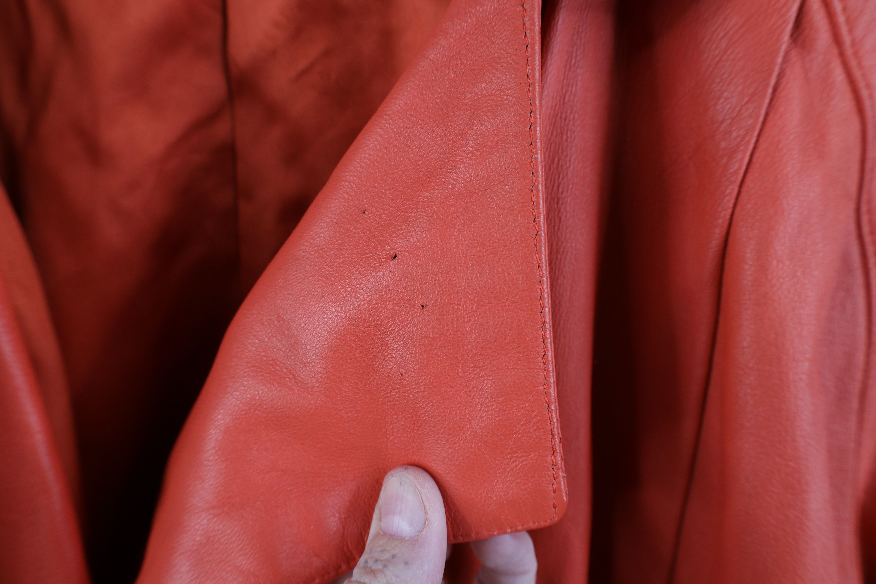 Vintage Vintage 80s Mid Mod Soft Leather Button Back Jacket Coral Size L / US 10 / IT 46 - 4 Thumbnail