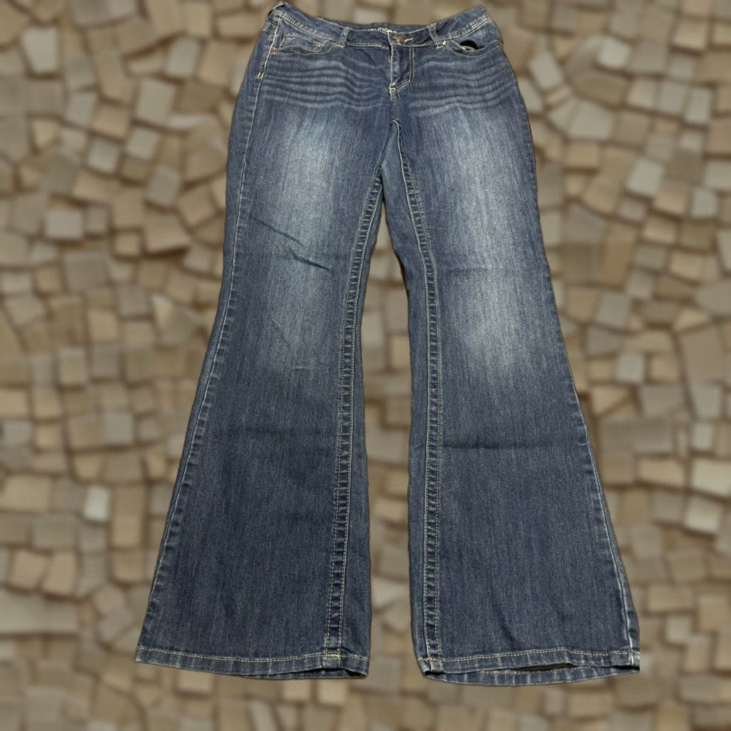 Vintage Maurices Jeans Women’s 4 Long Blue Denim Flared Pockets Size 27" / US 4 / IT 40 - 1 Thumbnail