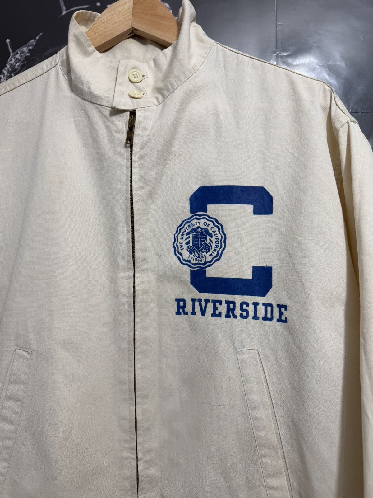 Other THE UNIVERSITY OF CALIFORNIA RIVERSIDE 1960’s Size US L / EU 52-54 / 3 - 2 Thumbnail