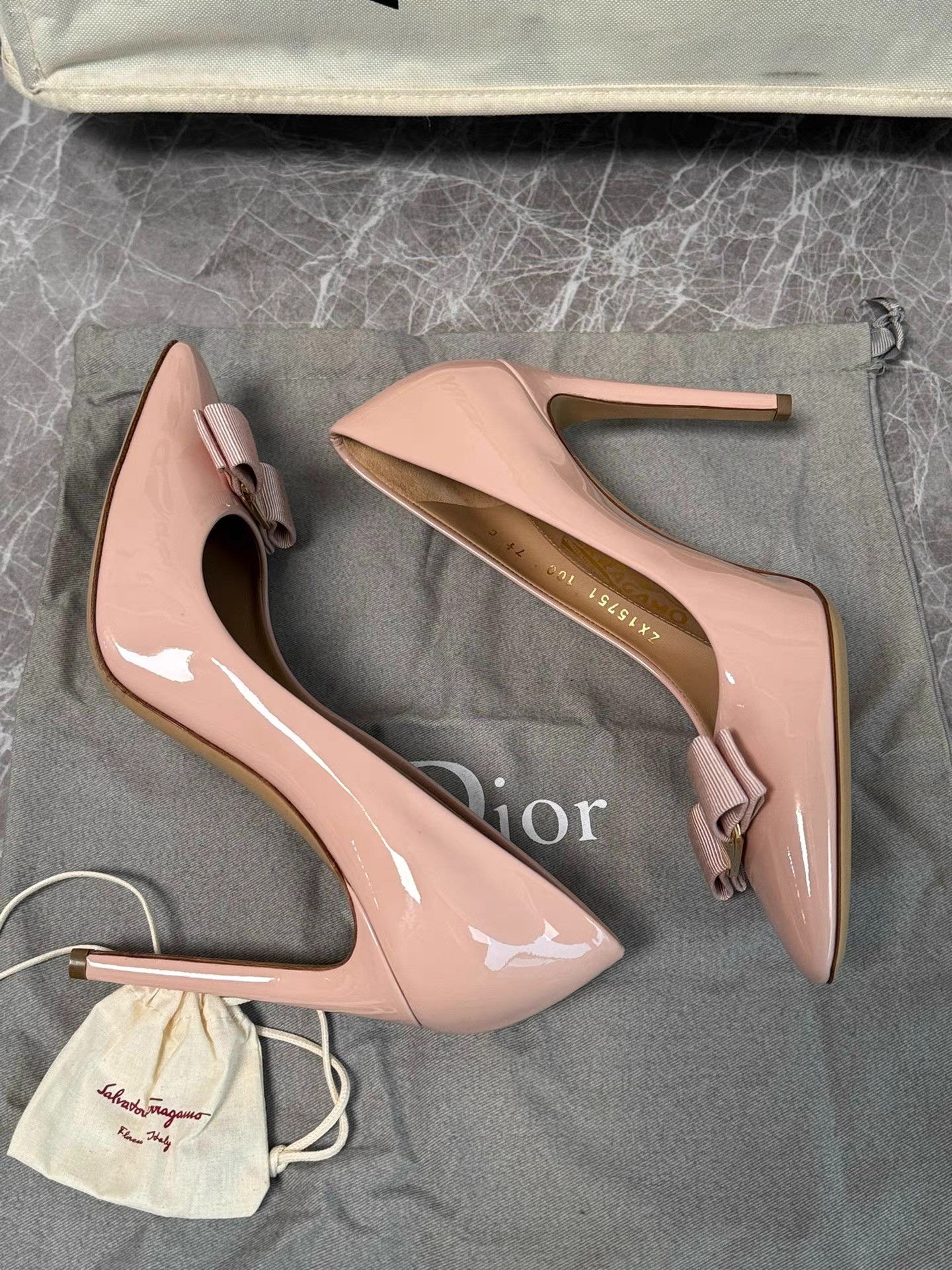 ブラック38 FERRAGAMO Women's Pale Pink High Heels (Pumps) K6