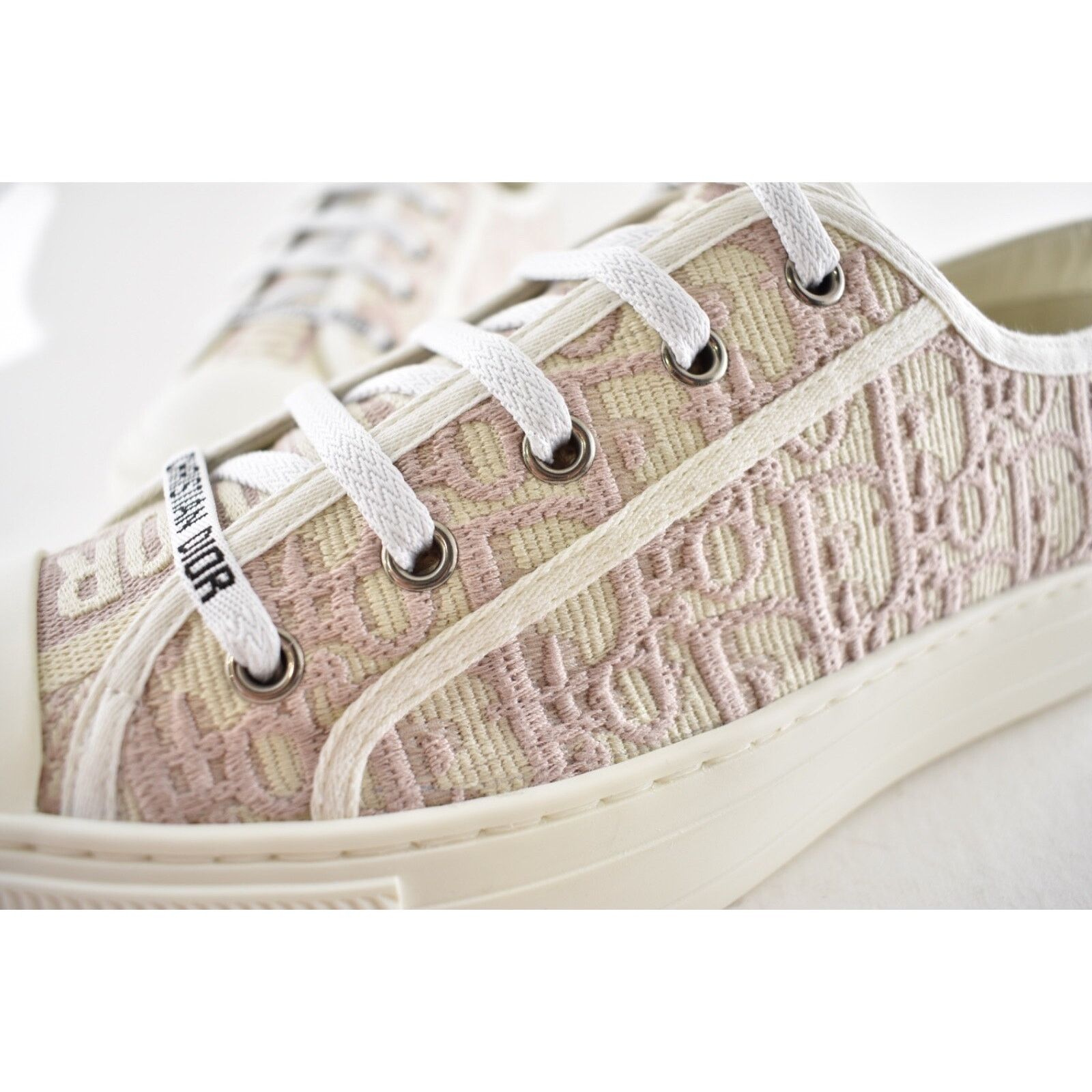 Dior Dior Walk'N'Dior Powder Nude Flat Low Top Trainer Sneaker 40 Size US 10 / IT 40 - 10 Thumbnail