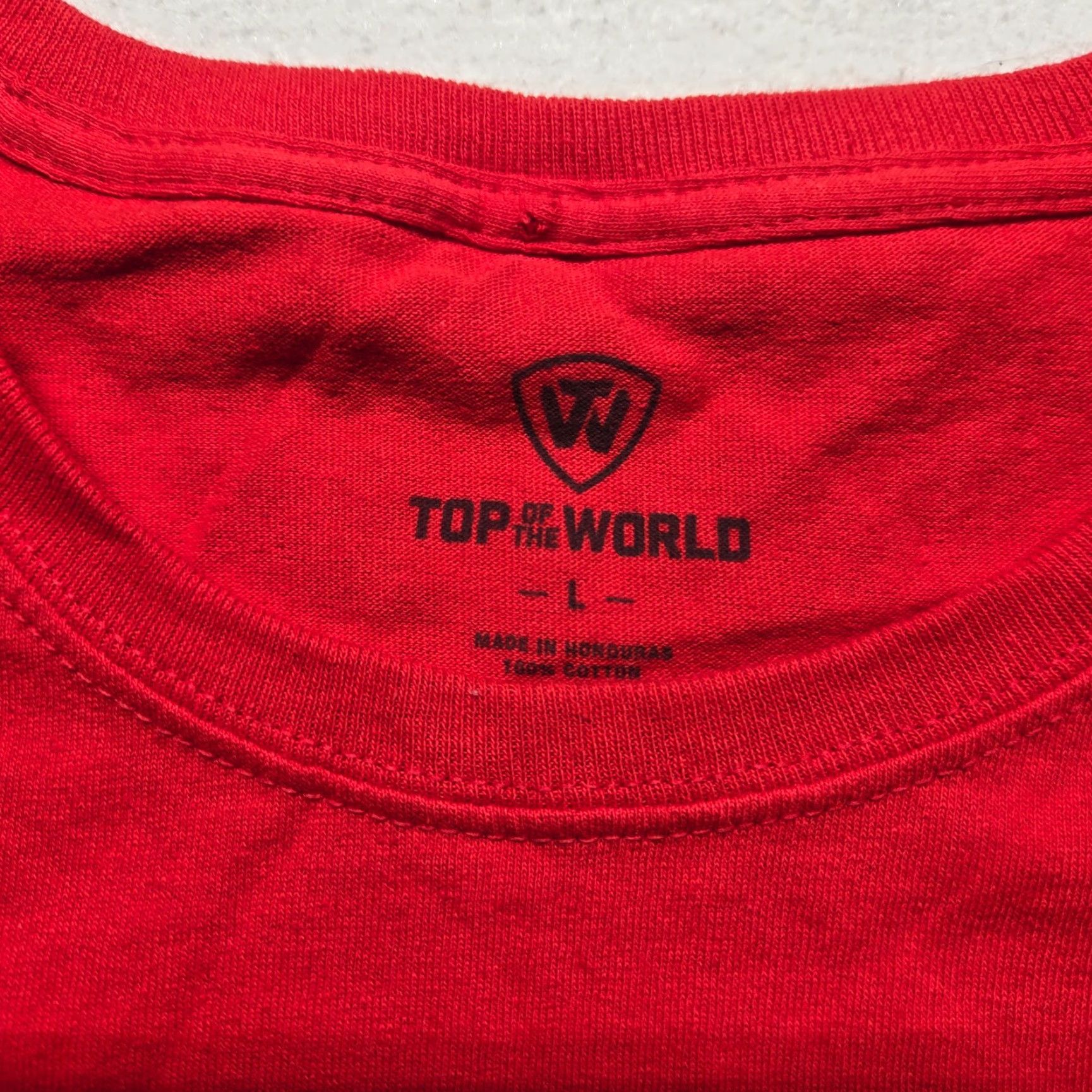 Top Of The World VINTAGE Top of the World Christmas T-Shirt Women L Red Short Sleeve Basic Holiday Winter Size L / US 10 / IT 46 - 3 Thumbnail