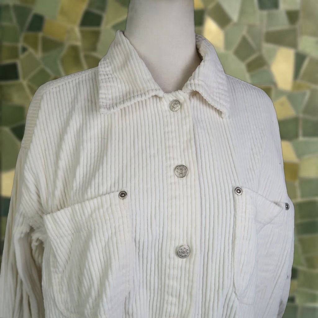 Vintage VINTAGE 90s Crossroads Cream Corduroy Shirt Jacket Small Women Size S / US 4 / IT 40 - 1 Thumbnail