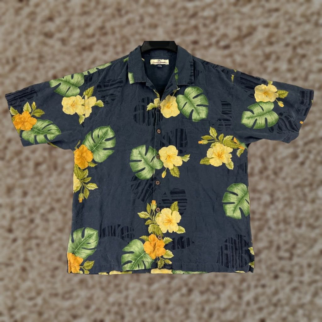 Tommy Bahama Tommy Bahama Shirt Men Large Black Green Floral Palm Hawaiian 100% Silk Beach Size US L / EU 52-54 / 3 - 1 Thumbnail