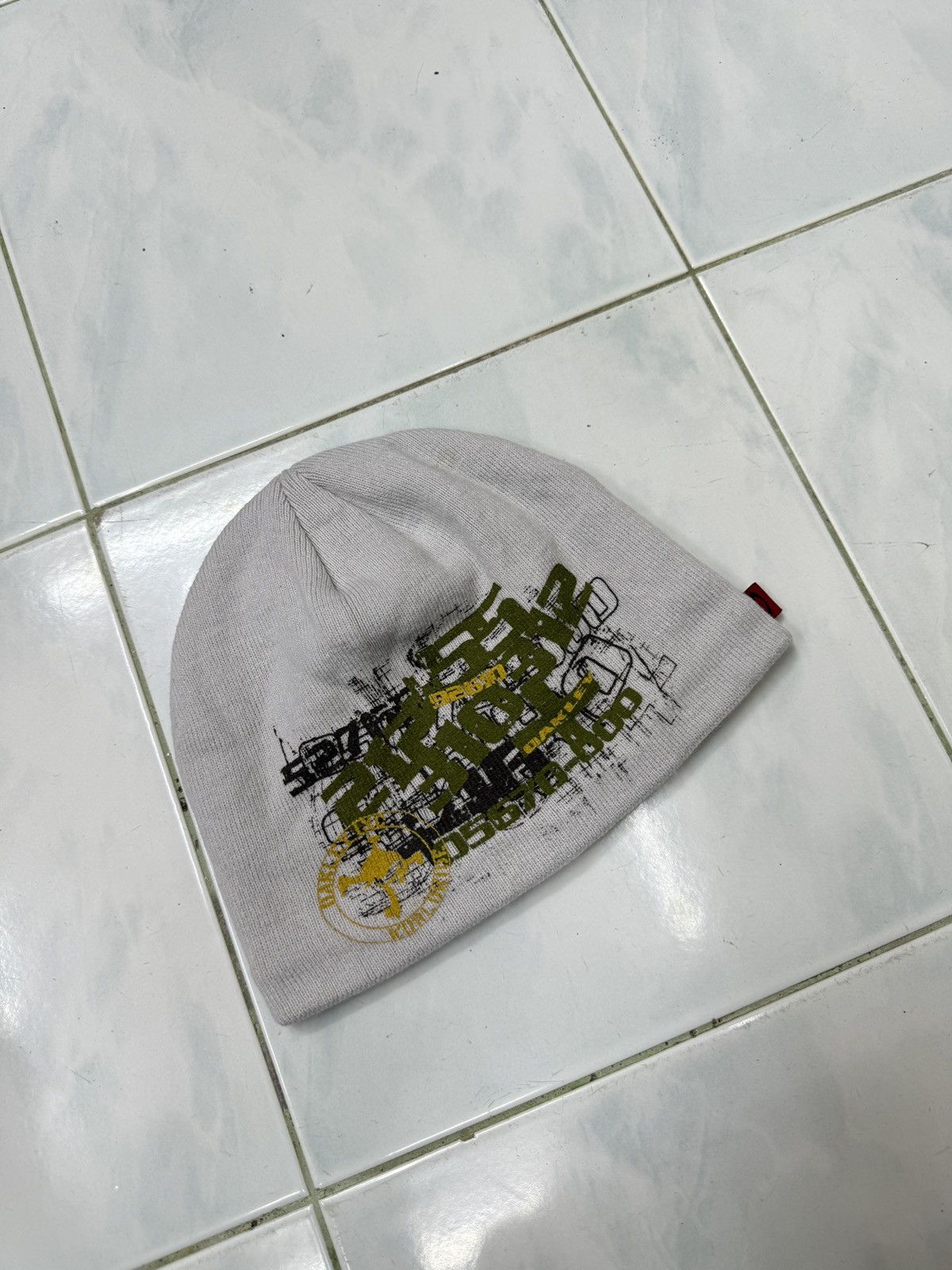 Oakley 🔥🔥🔥ARCHIVE OAKLEY BEANIE Size ONE SIZE - 3 Thumbnail
