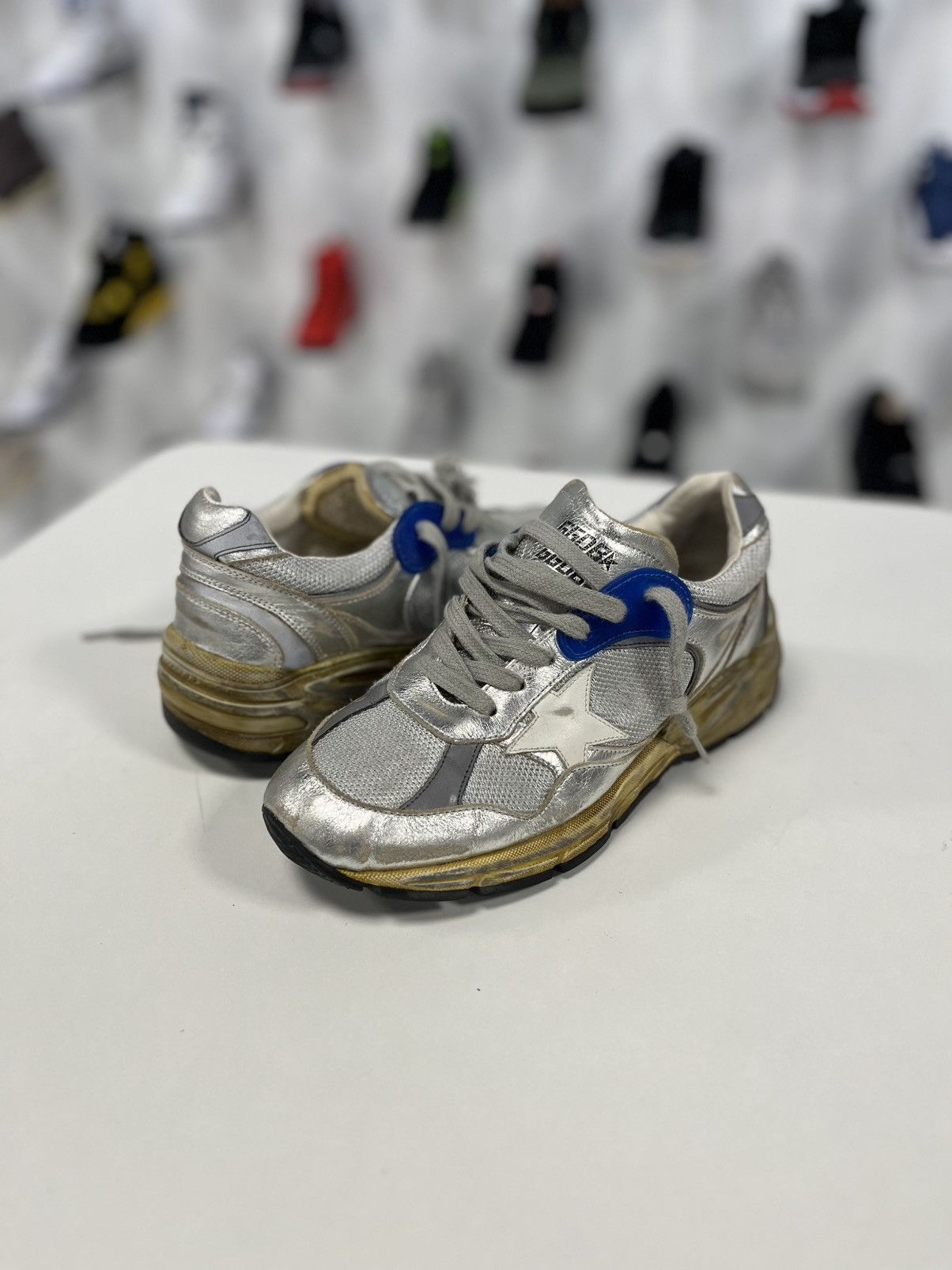 Golden Goose Men's Dad-Star in silver laminated leather Size US 6 / IT 36 - 2 Thumbnail