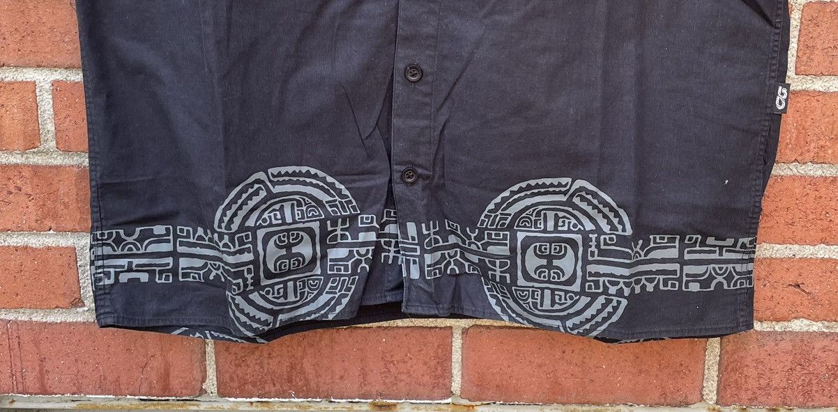 Vintage Vintage Cristal Graffiti Surf Button Down Short Sleeve Size US XL / EU 56 / 4 - 3 Thumbnail