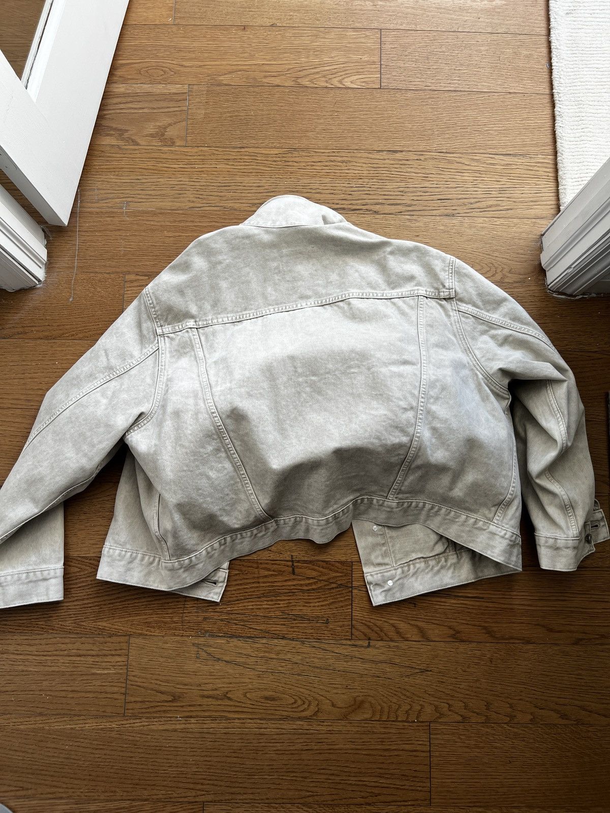 Calvin Klein Grey/Beige washed Denim Jacket Size US L / EU 52-54 / 3 - 5 Thumbnail