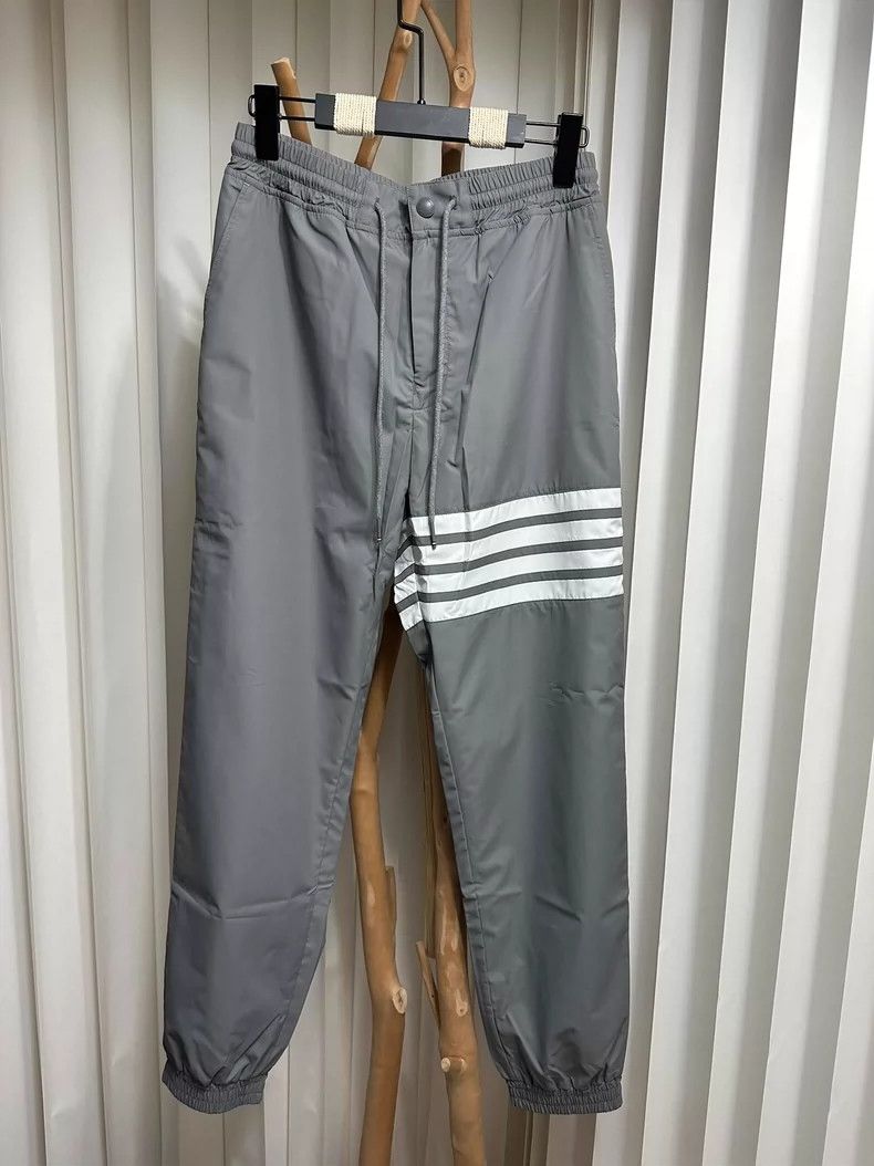 Thom Browne Thom Browne Casual jeans Size US 39 - 1 Thumbnail