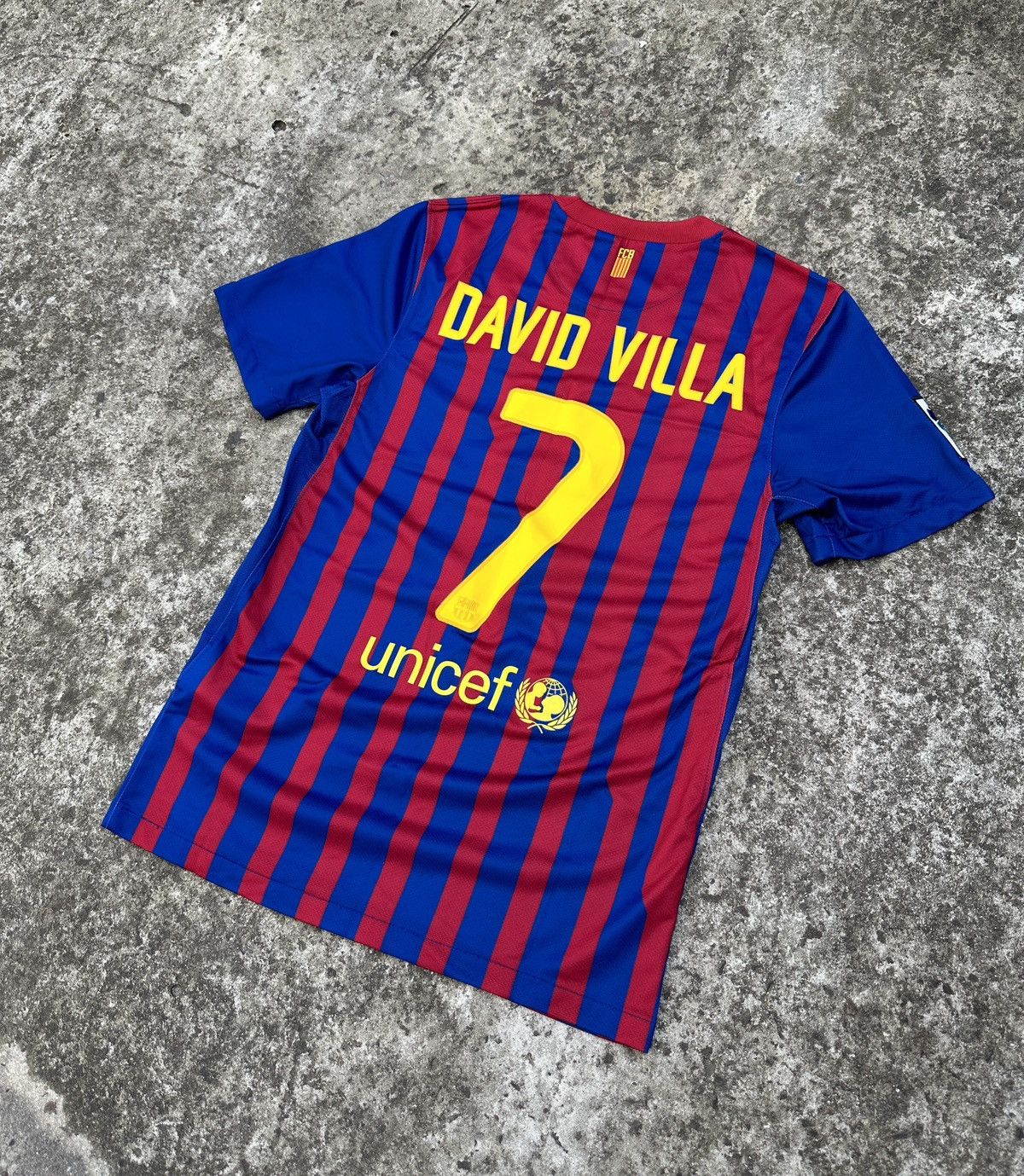 Nike Vintage Nike F.C. Barcelona 7 David Villa Soccer Jersey Rare Size US S / EU 44-46 / 1 - 1 Thumbnail