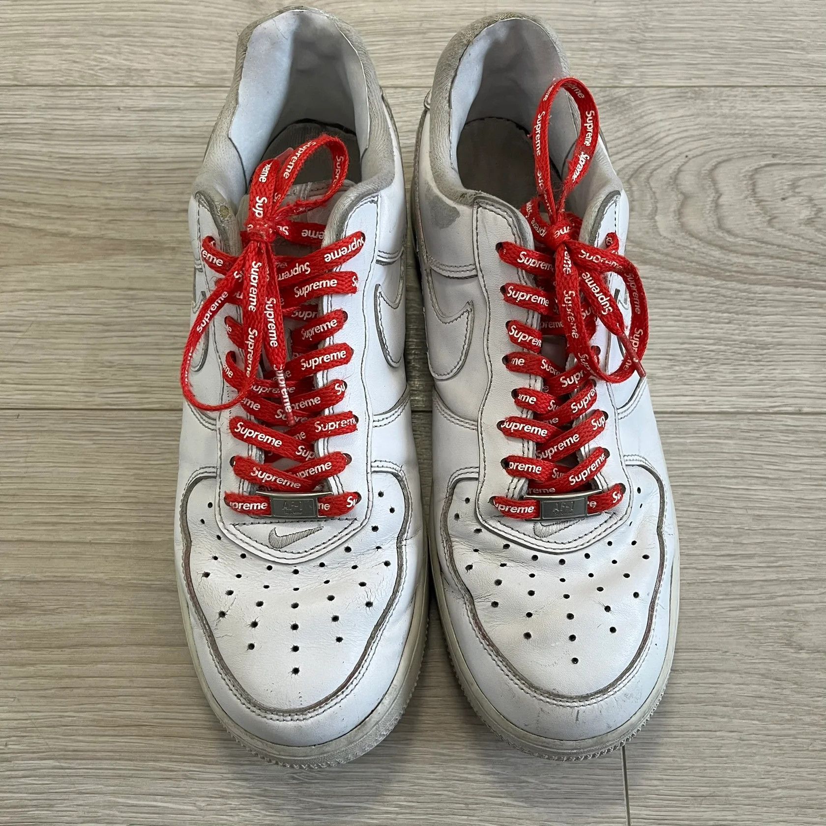 Nike × Supreme supreme air force 1 low white Regular Size US 9.5 / EU 42-43 - 2 Thumbnail
