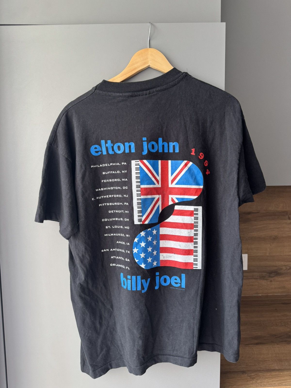 Band Tees Rare True Vintage 1994 Elton John Billy joel tour T-shirt Size US XL / EU 56 / 4 - 10 Thumbnail
