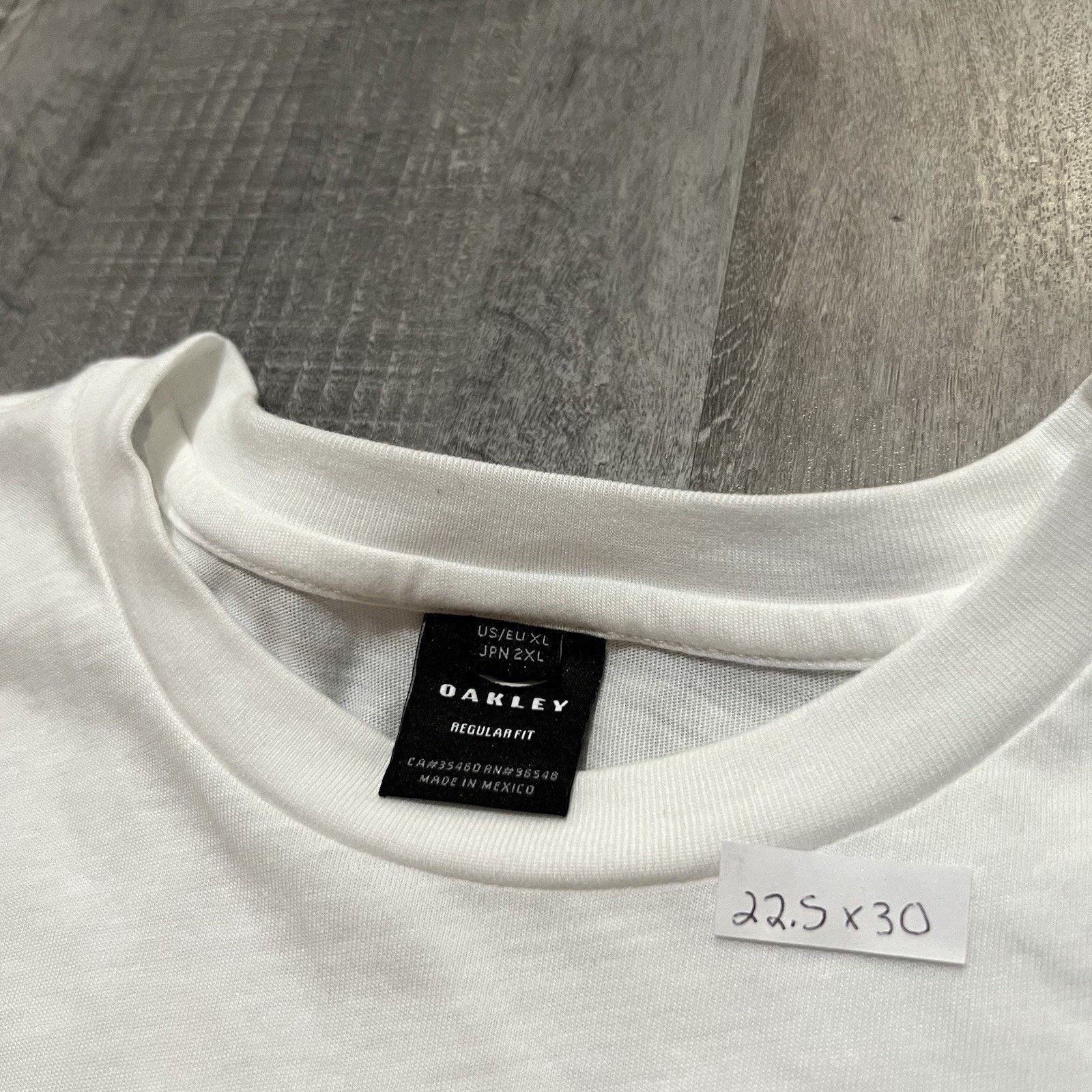 Oakley Oakley T Shirt White Manufacturing Co Grey Camo Logo T Shirt Size US XL / EU 56 / 4 - 4 Thumbnail