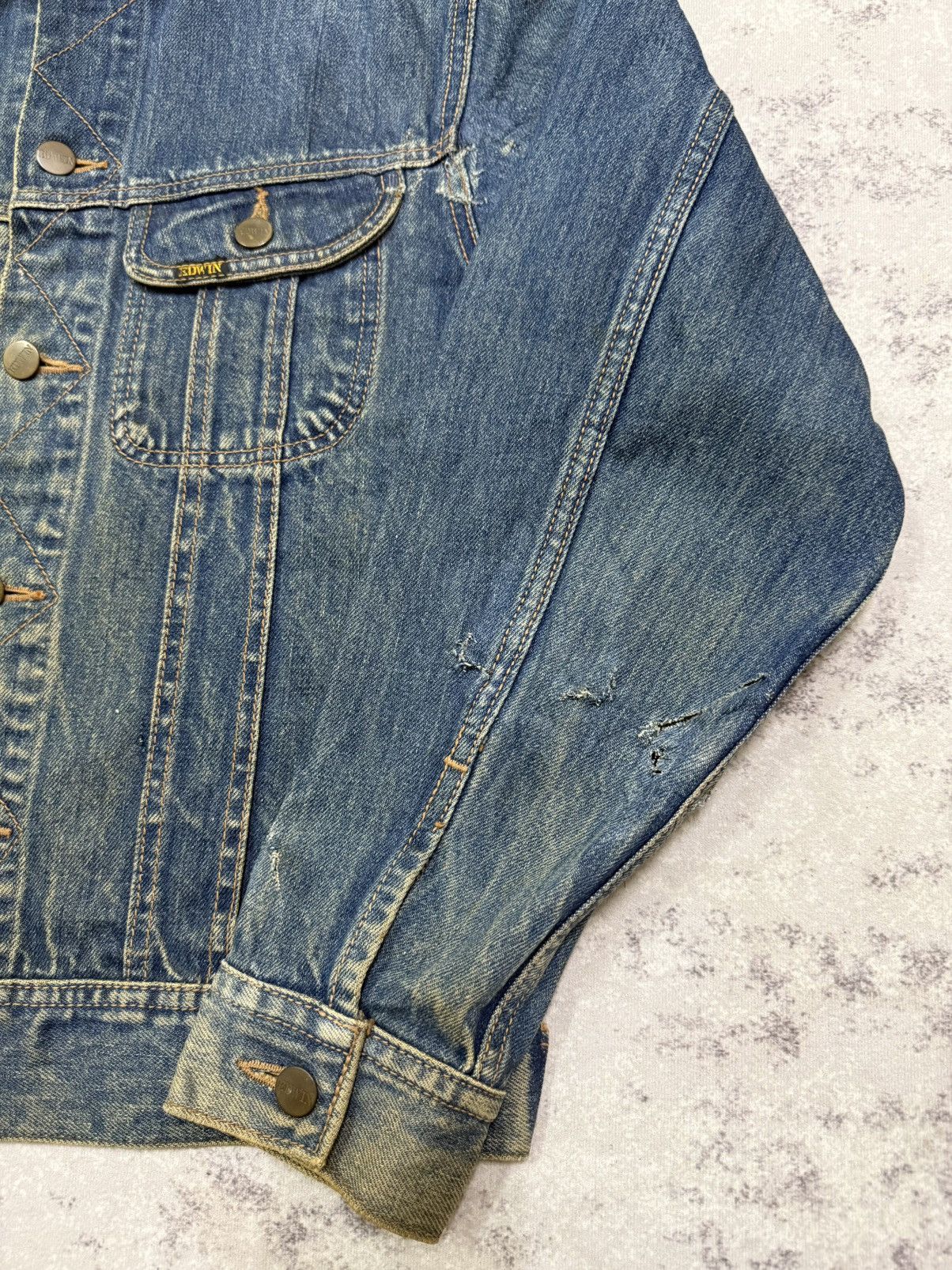 Edwin Vintage 80s Edwin Distressed Denim Trucker Jacket Jeans Size US S / EU 44-46 / 1 - 4 Thumbnail