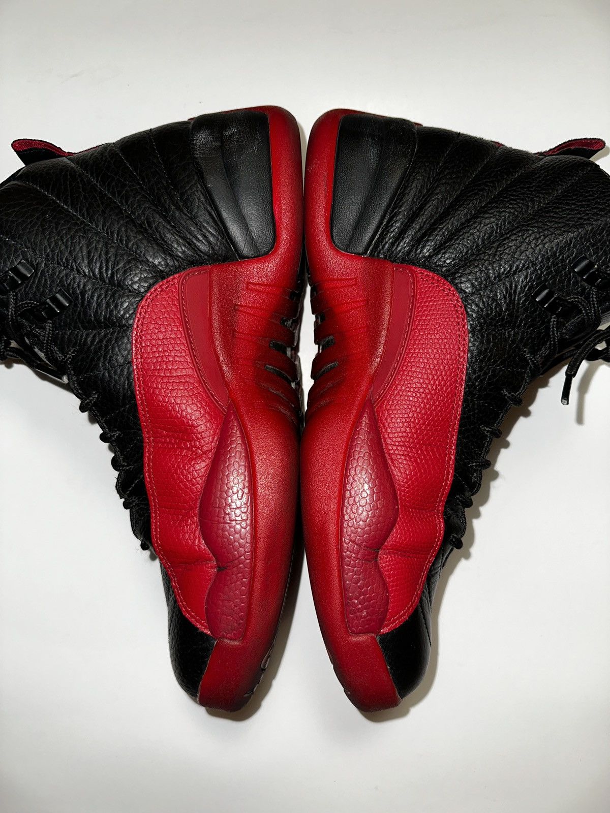 Jordan Brand Jordan 12 XII Retro Mid Flu Game (NO BOX) Men’s Size 11 Size US 11 / EU 44 - 5 Thumbnail