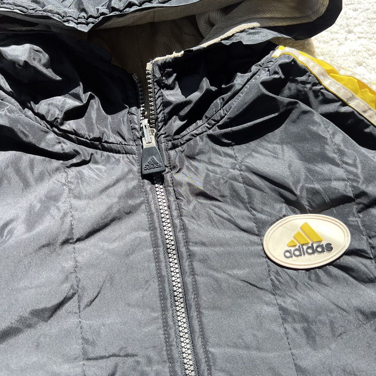 Adidas × Japanese Brand × Vintage Vintage Adidas Reversible Puffer Jacket Size US M / EU 48-50 / 2 - 8 Thumbnail