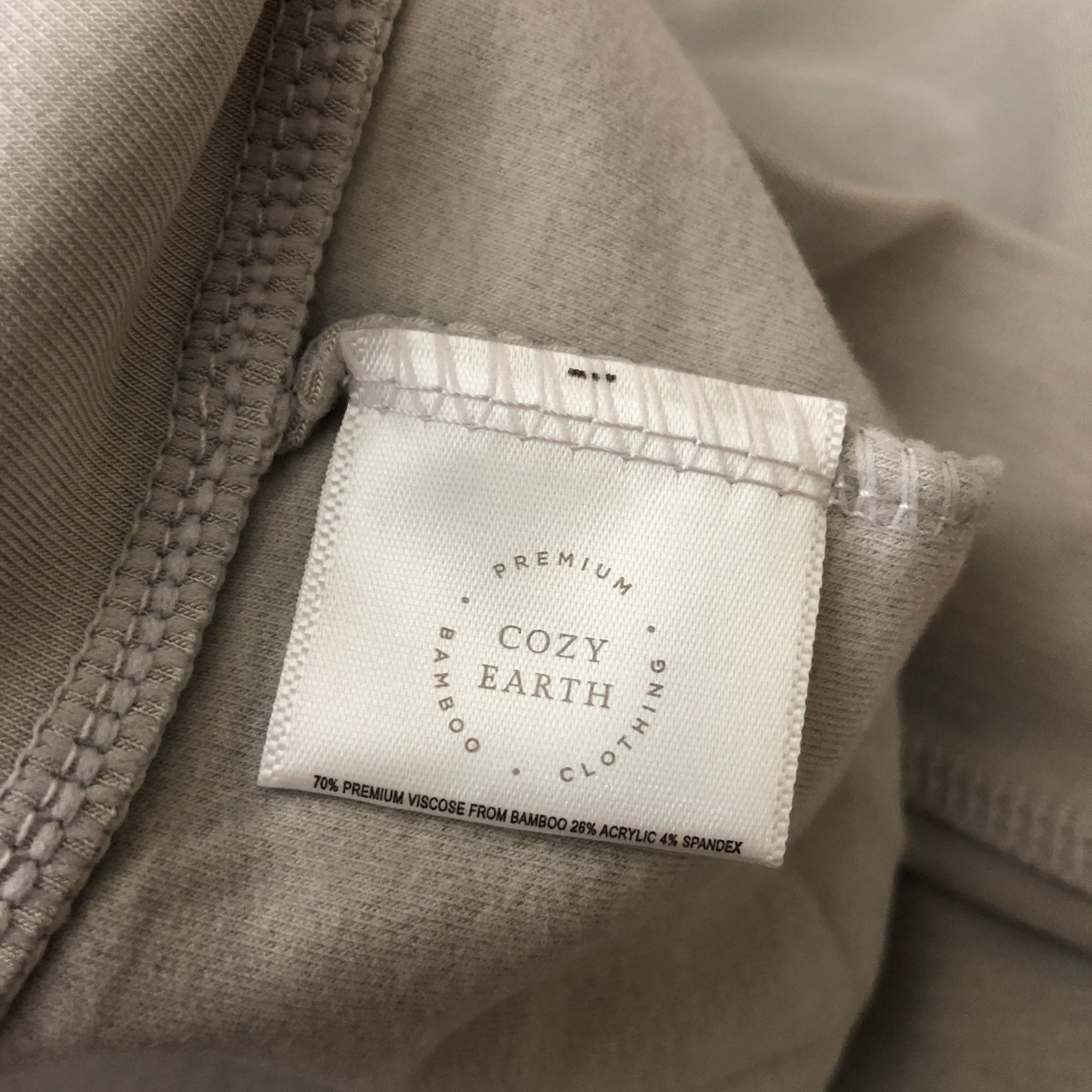 Other Cozy Earth Mens Ultra-Soft Bamboo Pullover Crew Shirt Light Size US XXL / EU 58 / 5 - 4 Thumbnail