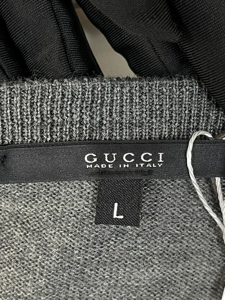 Gucci Gucci Gray shoulder red and green striped V-neck long-sleev Size US L / EU 52-54 / 3 - 4 Thumbnail