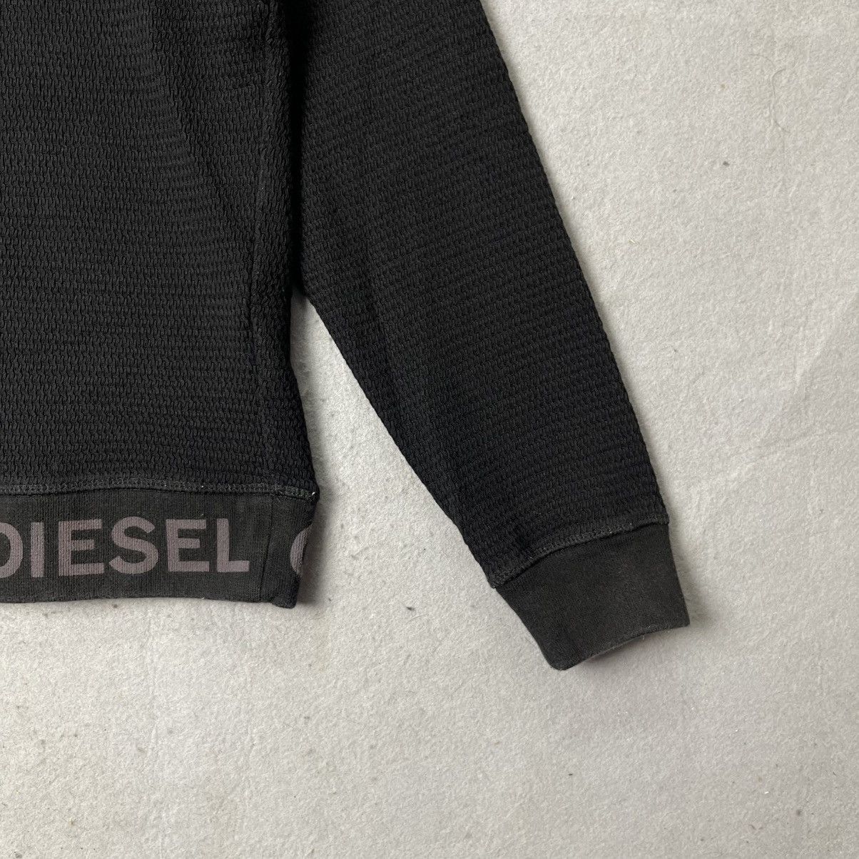 Diesel Diesel Textured Crewneck Sweatshirt “Only The Brave” Black Size US M / EU 48-50 / 2 - 4 Thumbnail