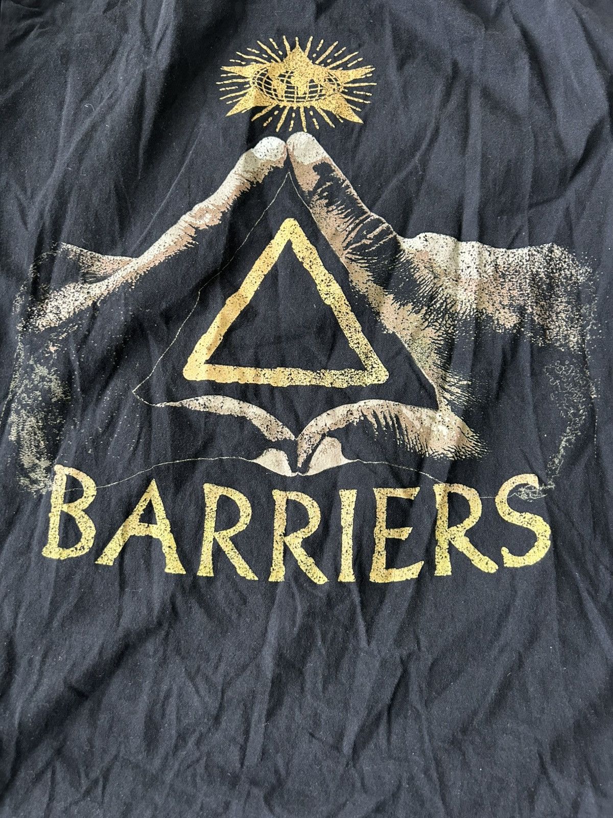 Barriers Barriers T shirt Size US XXL / EU 58 / 5 - 3 Thumbnail