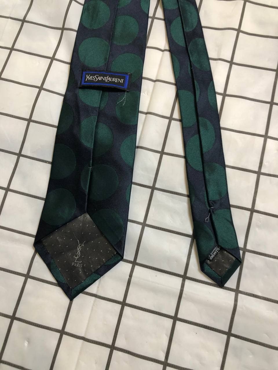 Yves Saint Laurent YVES SAINT LAURENT Silk Necktie: Designer Vintage Tie Size ONE SIZE - 6 Thumbnail