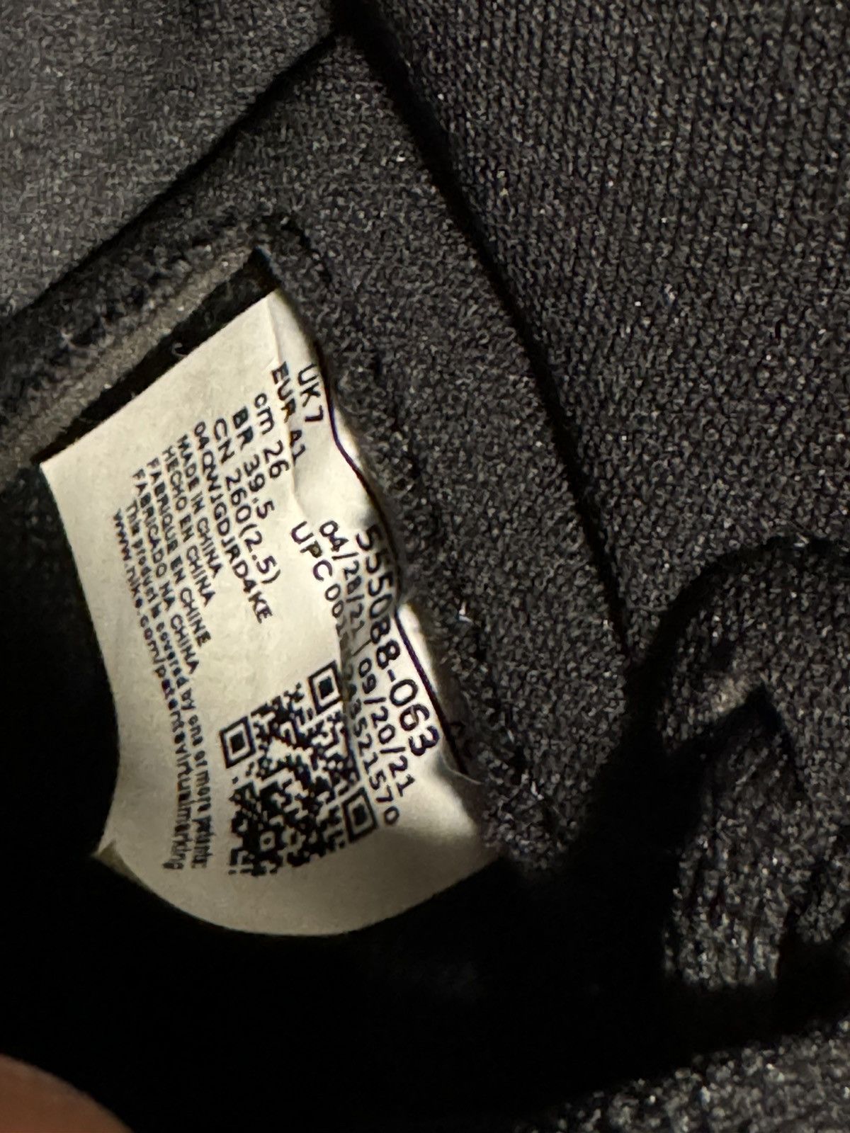Jordan Brand × Nike Jordan 1 Patent Bred Size US 8 / EU 41 - 6 Thumbnail