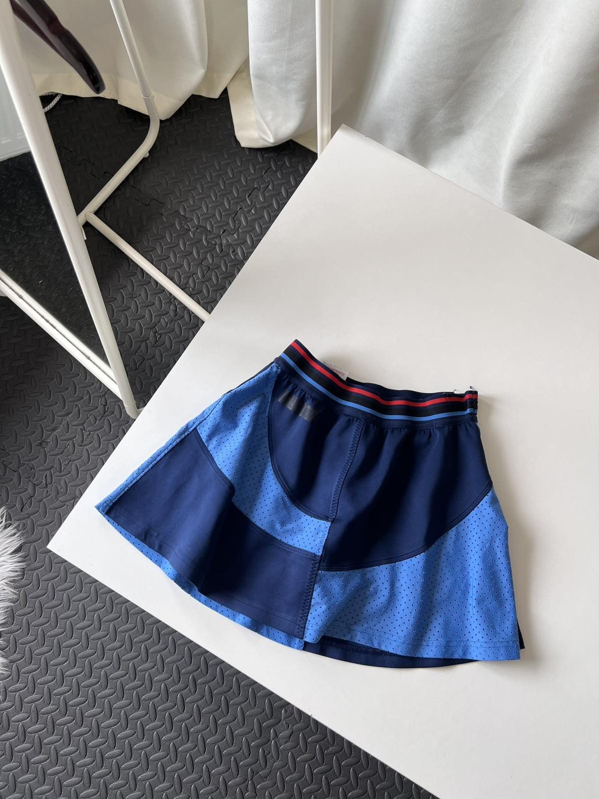 Stella McCartney Stella McCartney Blue Adidas Skirt Sz S Size 28" / US 6 / IT 42 - 2 Thumbnail