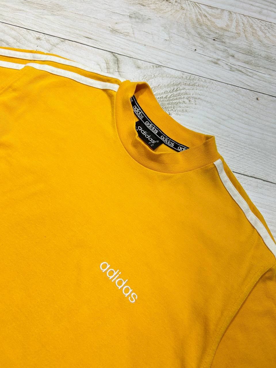 Adidas Vintage Adidas Lamps 90s T-Shirt Size US S / EU 44-46 / 1 - 4 Thumbnail