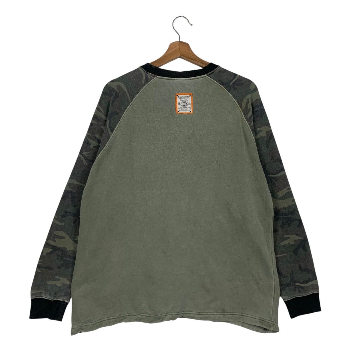 Japanese Brand BAD BOY LA Big Logo Camo Sleeve Sweater #3601-C165 Size US M / EU 48-50 / 2 - 15 Thumbnail