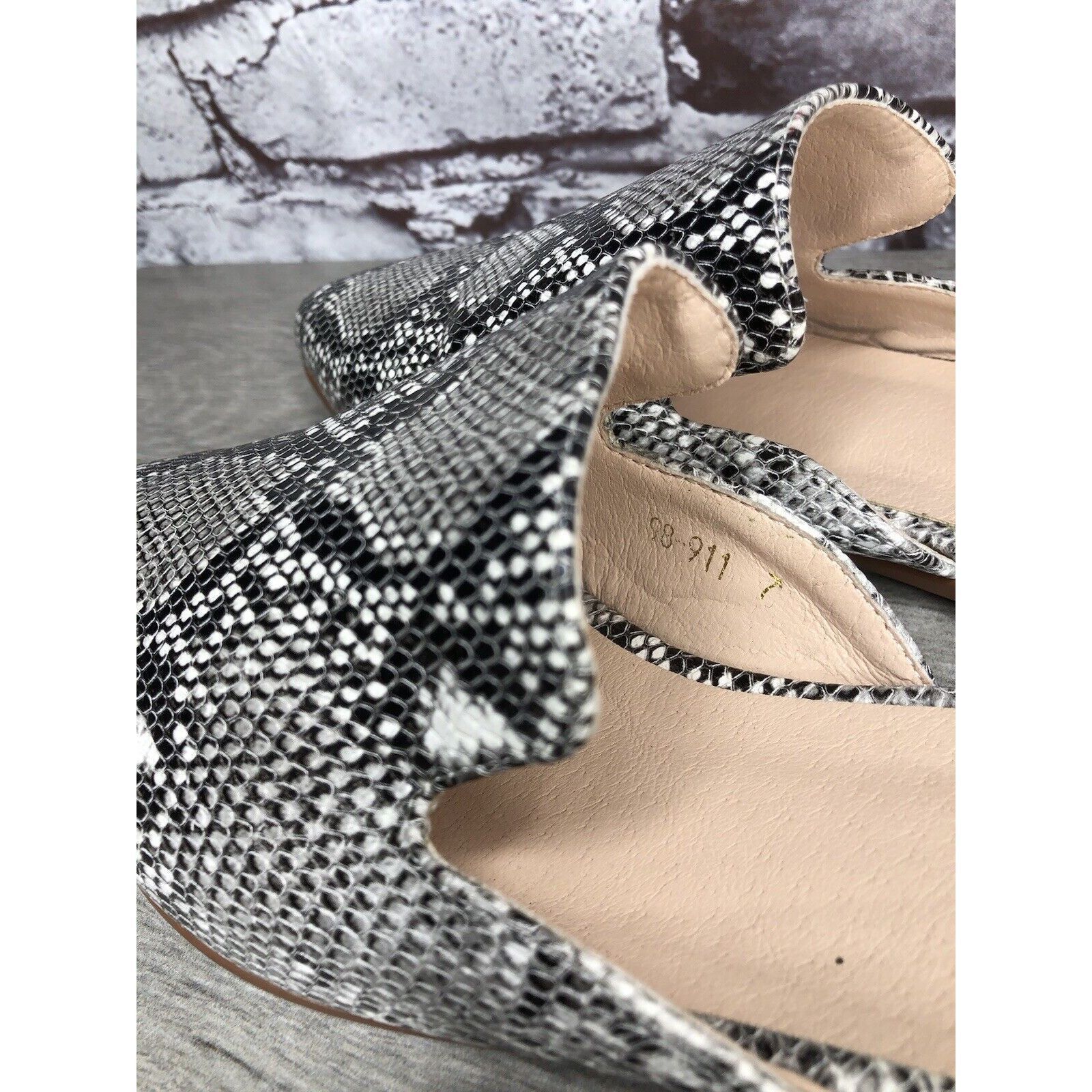 Other Maypie Ivory Black Snake Skin Print Pointed Toe Flats Mules Size US 7 / IT 37 - 8 Thumbnail