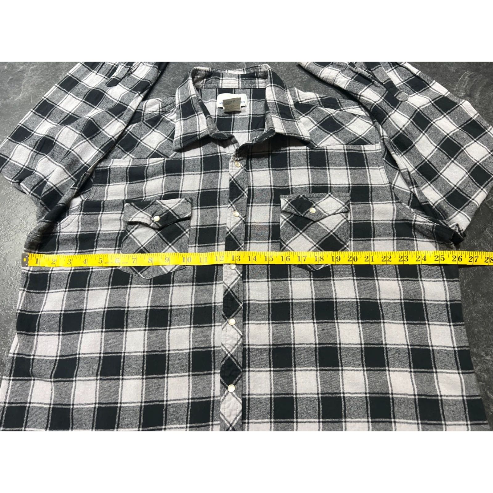 Wrangler VINTAGE Wrangler Shirt Mens 2XL Gray Black Plaid Pearl Snap Button Up Wrancher Size US XXL / EU 58 / 5 - 7 Thumbnail