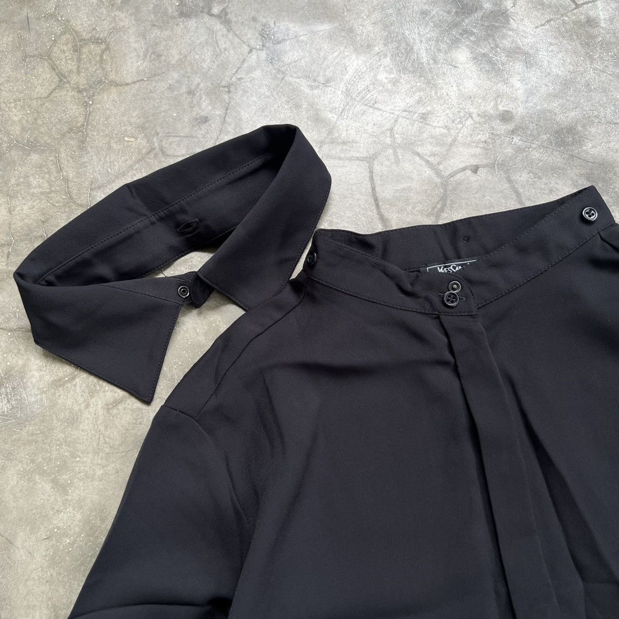 Yves Saint Laurent Rare Yves Saint Laurent Blouse Long Sleeve Button up Shirt Size M / US 6-8 / IT 42-44 - 3 Thumbnail