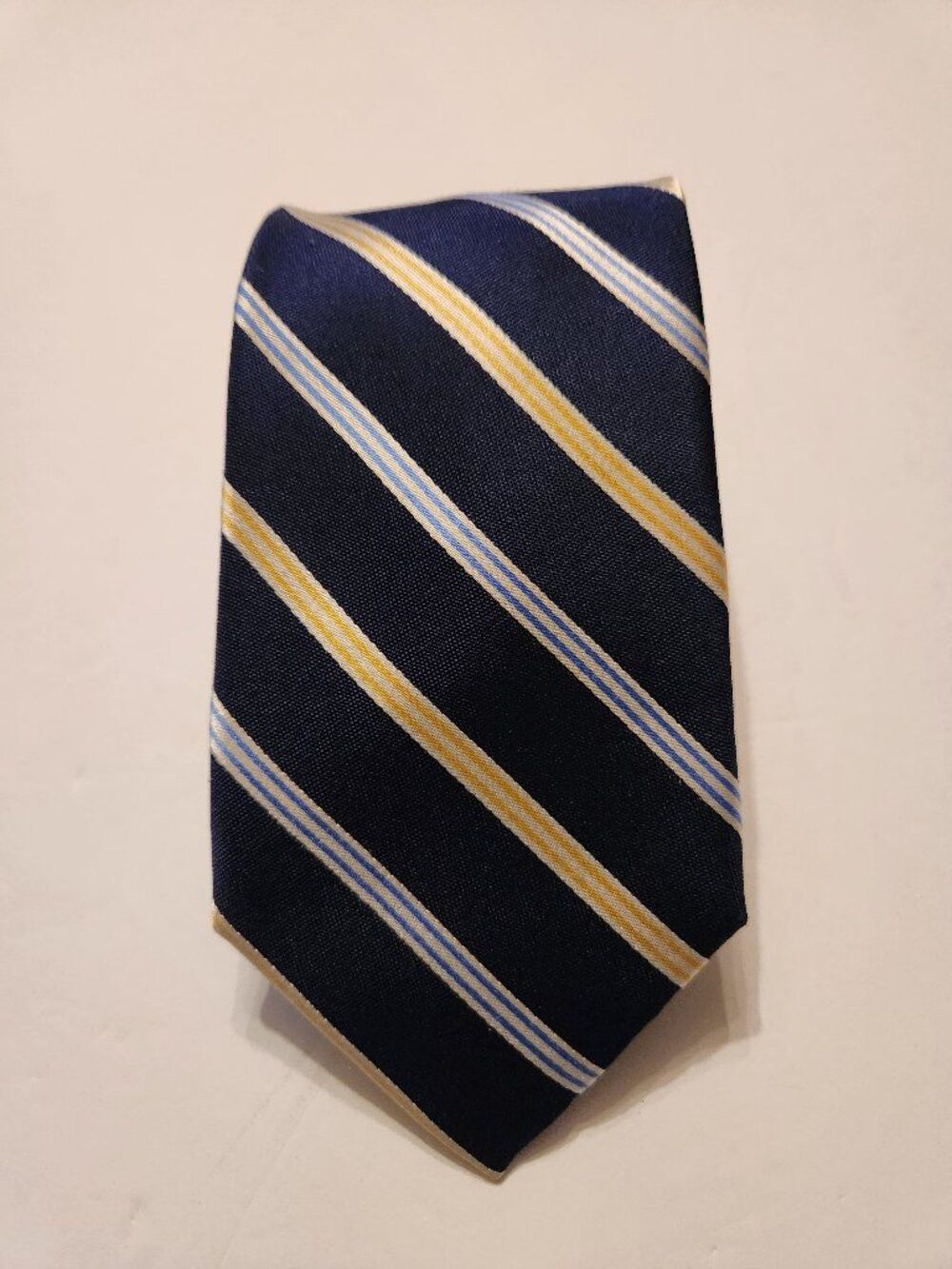 Nautica Nautica men's new navy 100%silk tie 3 1/2" X 60 1/2" Size ONE SIZE - 1 Thumbnail