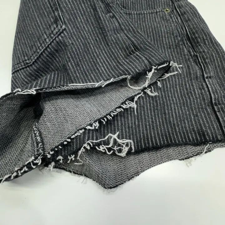 Saint Laurent Paris Saint Laurent Fashionable Casual Denim Shorts-2507 Size US 26 / EU 42 - 5 Thumbnail