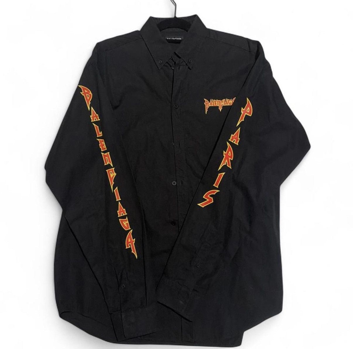 Balenciaga Balenciaga black heavy metal logo long sleeves button up Size US S / EU 44-46 / 1 - 1 Thumbnail