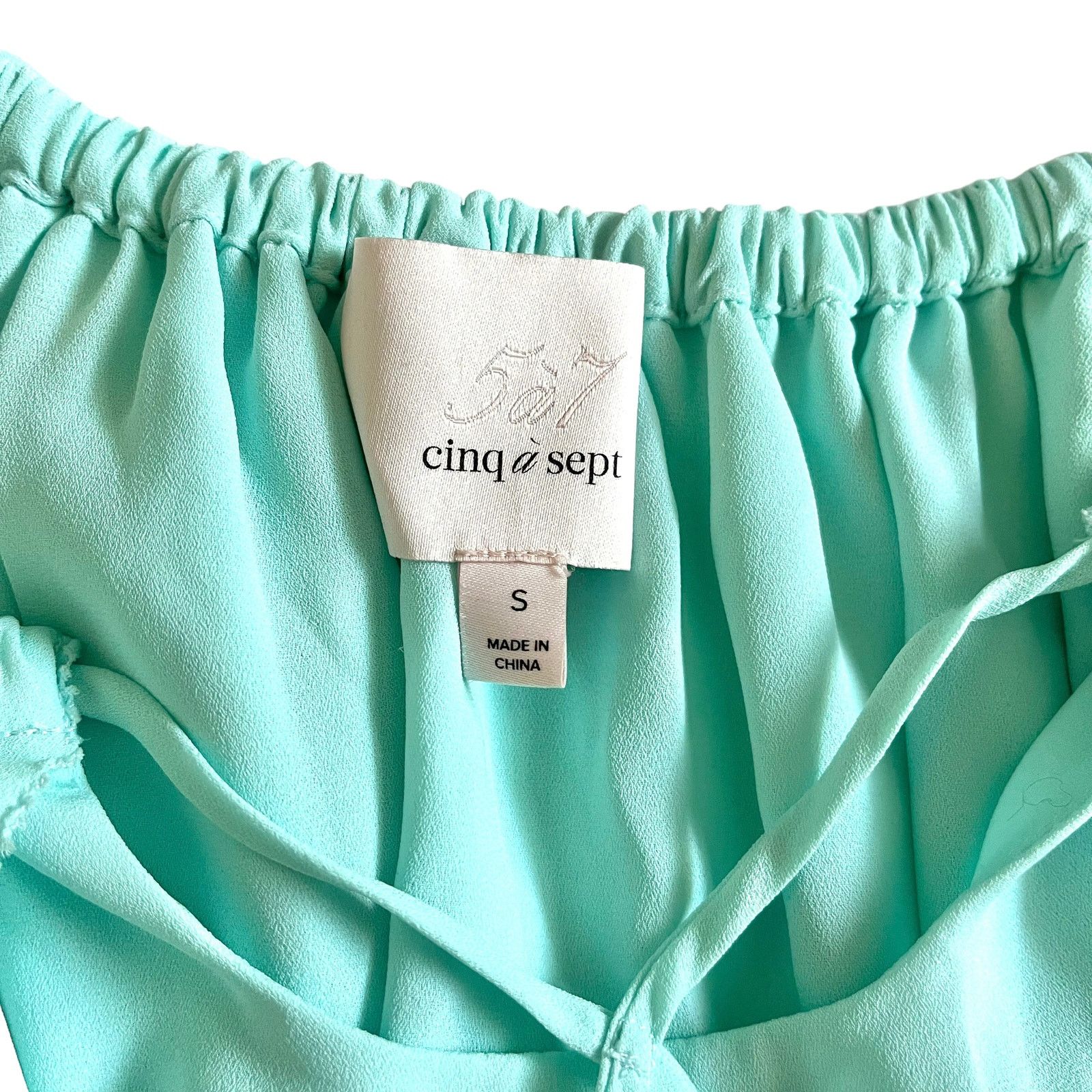 Cinq a Sept Cinq A Sept Carla Aruba Cold-Shoulder Crossover Halter Top Size S / US 4 / IT 40 - 4 Thumbnail