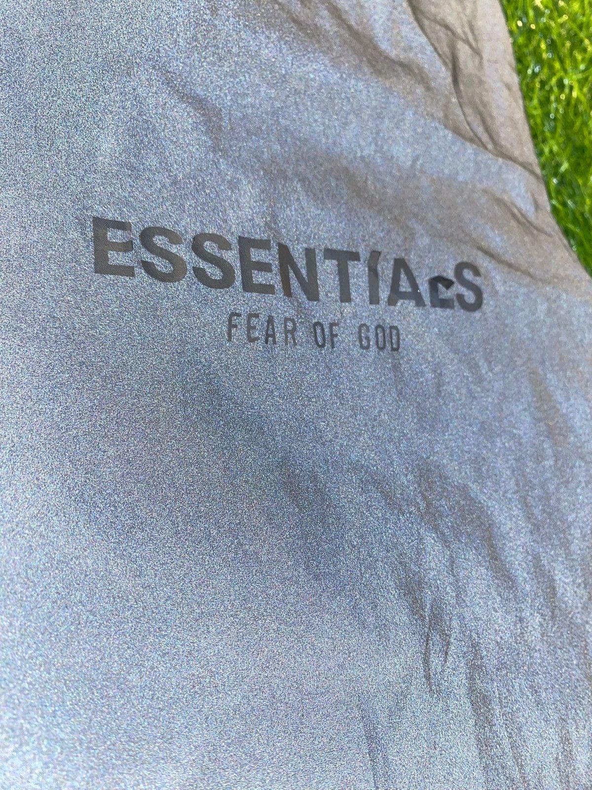 Fear of God Essentials fear of god fog track reflective pants size XXS Size US 28 / EU 44 - 2 Thumbnail