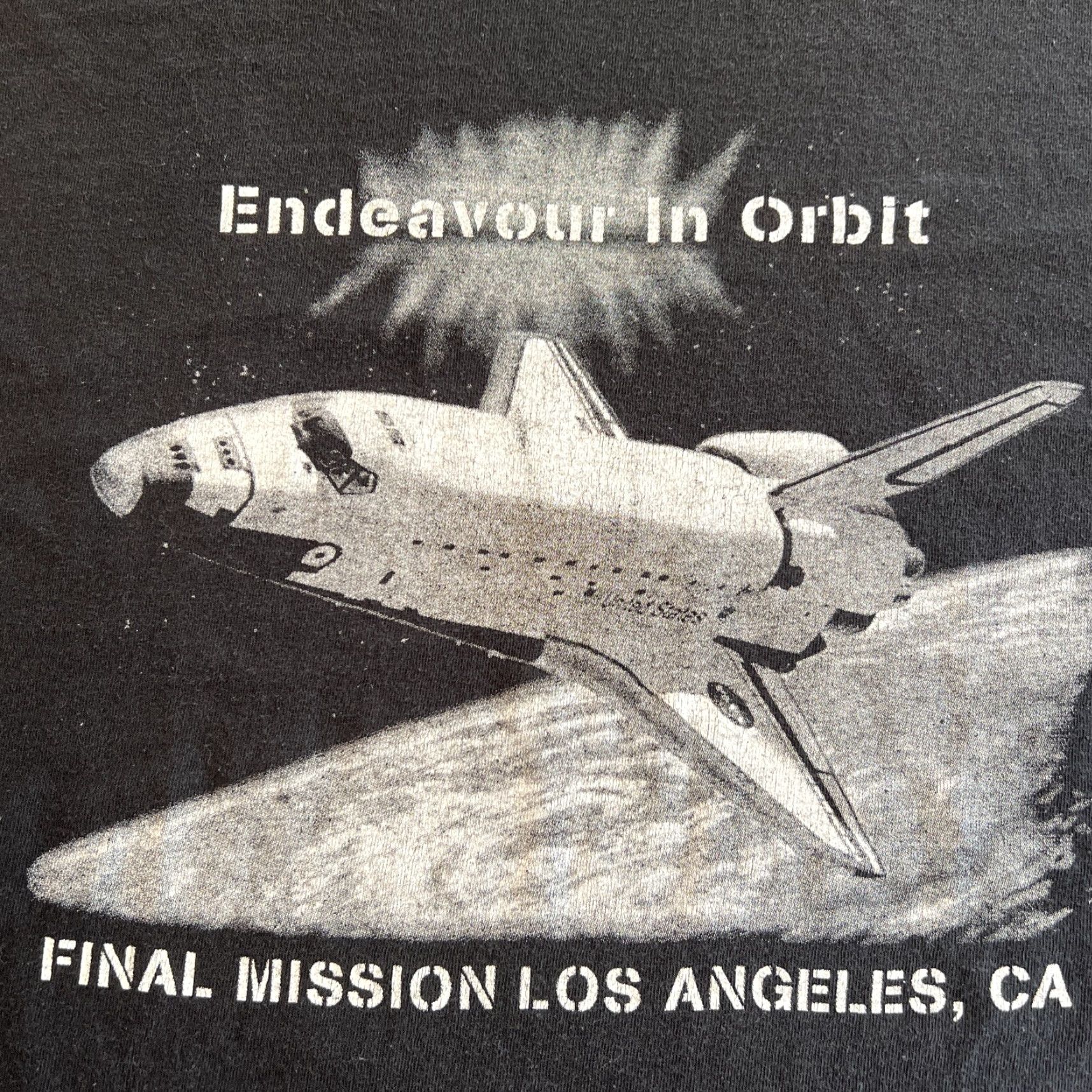 NASA VINTAGE NASA Shirt XL Black Endeavour Orbit Final Mission Los Angeles CA Space Shuttle 80s 90s California Space Mens Size US XL / EU 56 / 4 - 2 Thumbnail