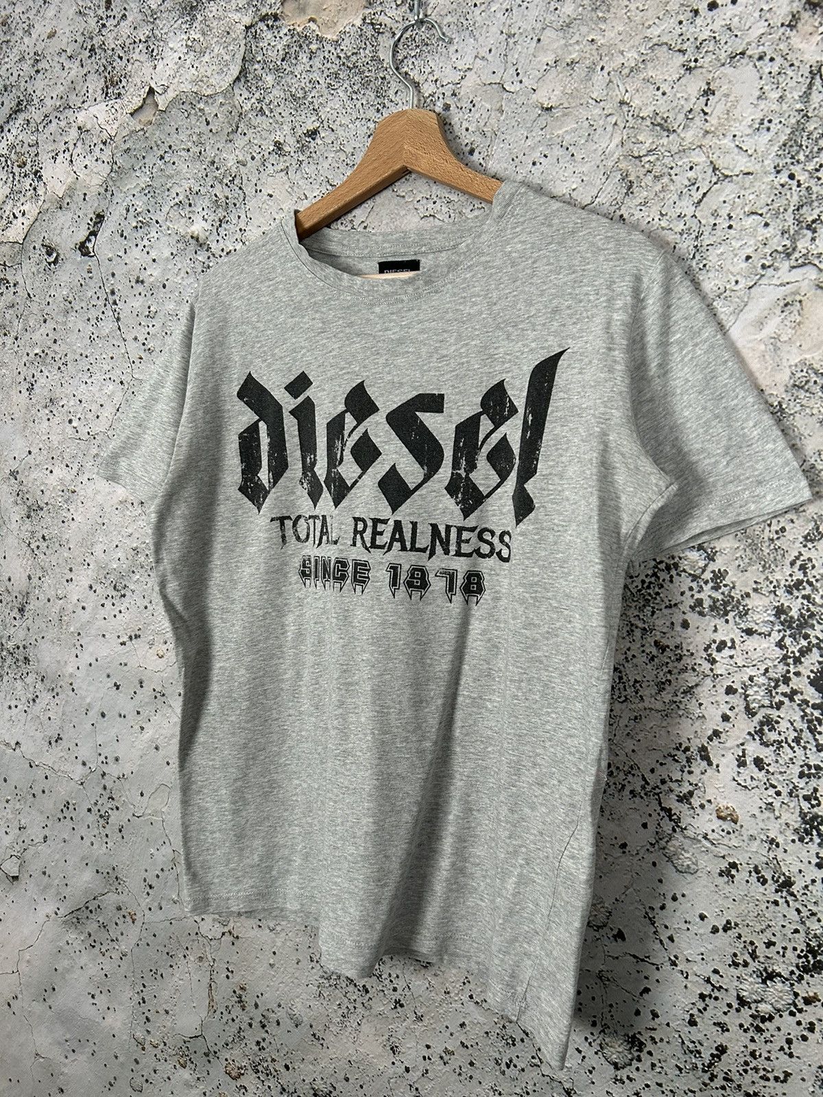Diesel × Vintage Vintage Diesel Y2K Graphic Tee 00s Rock Punk Grunge Size US S / EU 44-46 / 1 - 2 Thumbnail