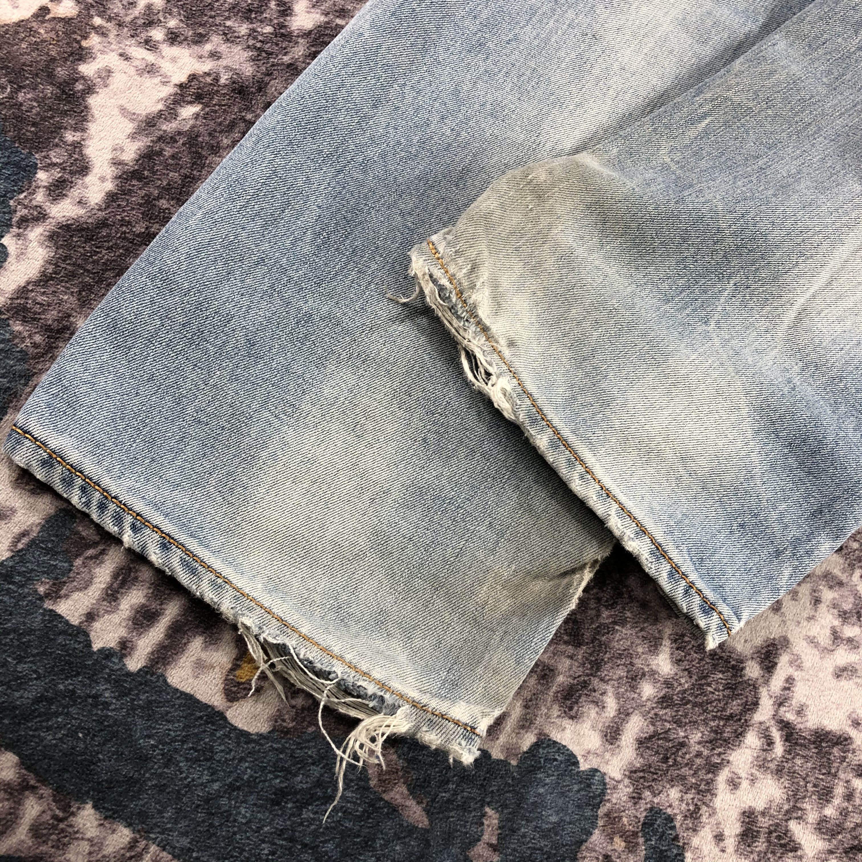 Levi's × Vintage Vintage Light Wash Levis 511 Jeans-JM2796 Size US 33 - 4 Thumbnail