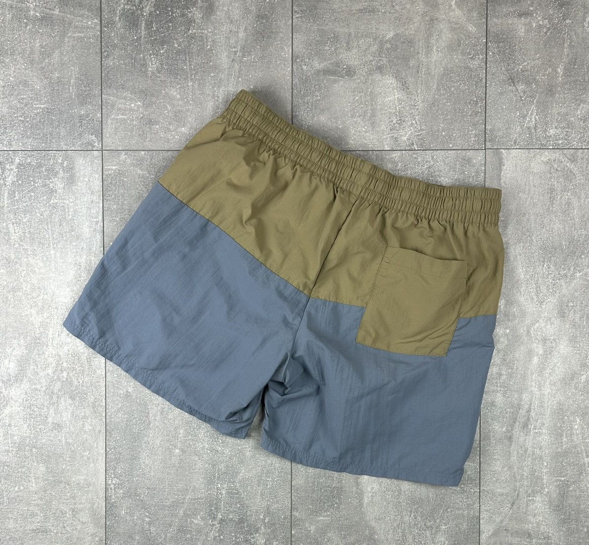 Cos Cos Luxury Basic Two-Tone Swimming Shorts Size US 34 / EU 50 - 7 Thumbnail