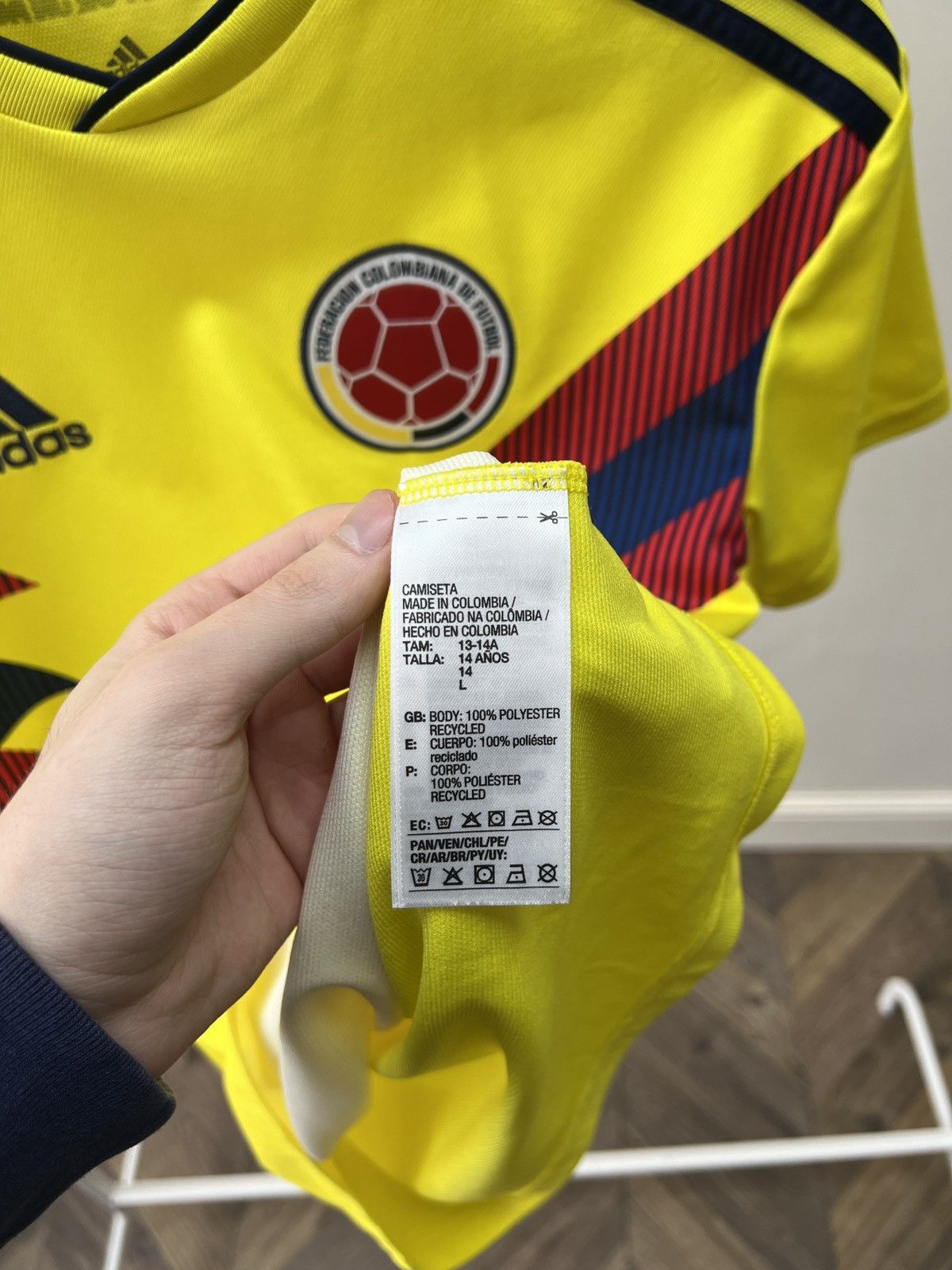 Adidas Colombia 2018 World Cup Home Kids Jersey Adidas Size US XXS / EU 40 - 12 Thumbnail