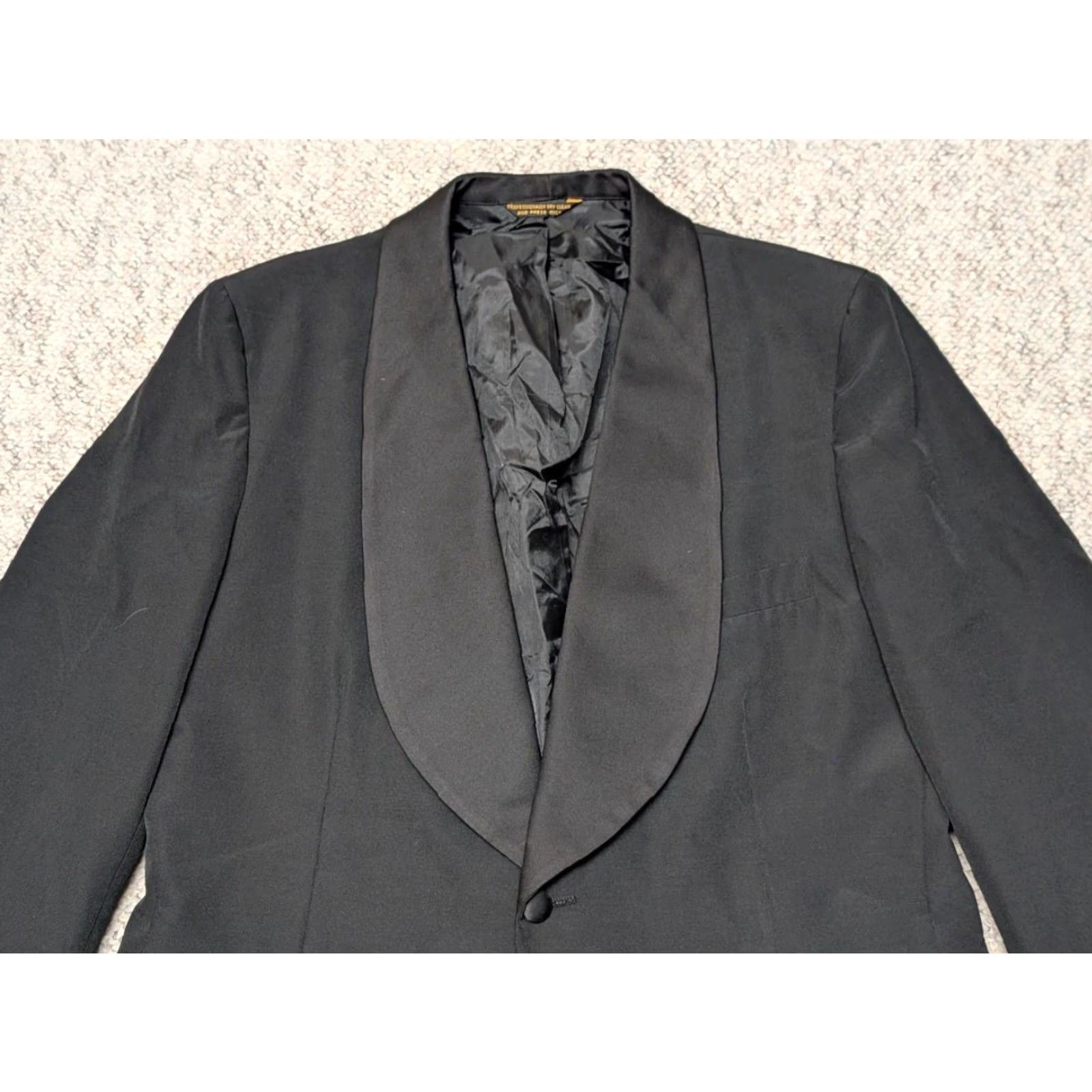 Vintage VINTAGE USA made TUXEDO SHAWL Tuxedo Jacket Blazer 40R Black Wool Mens Vintage 70s US-made Shawl Lapel One-Button Size 40R - 2 Thumbnail