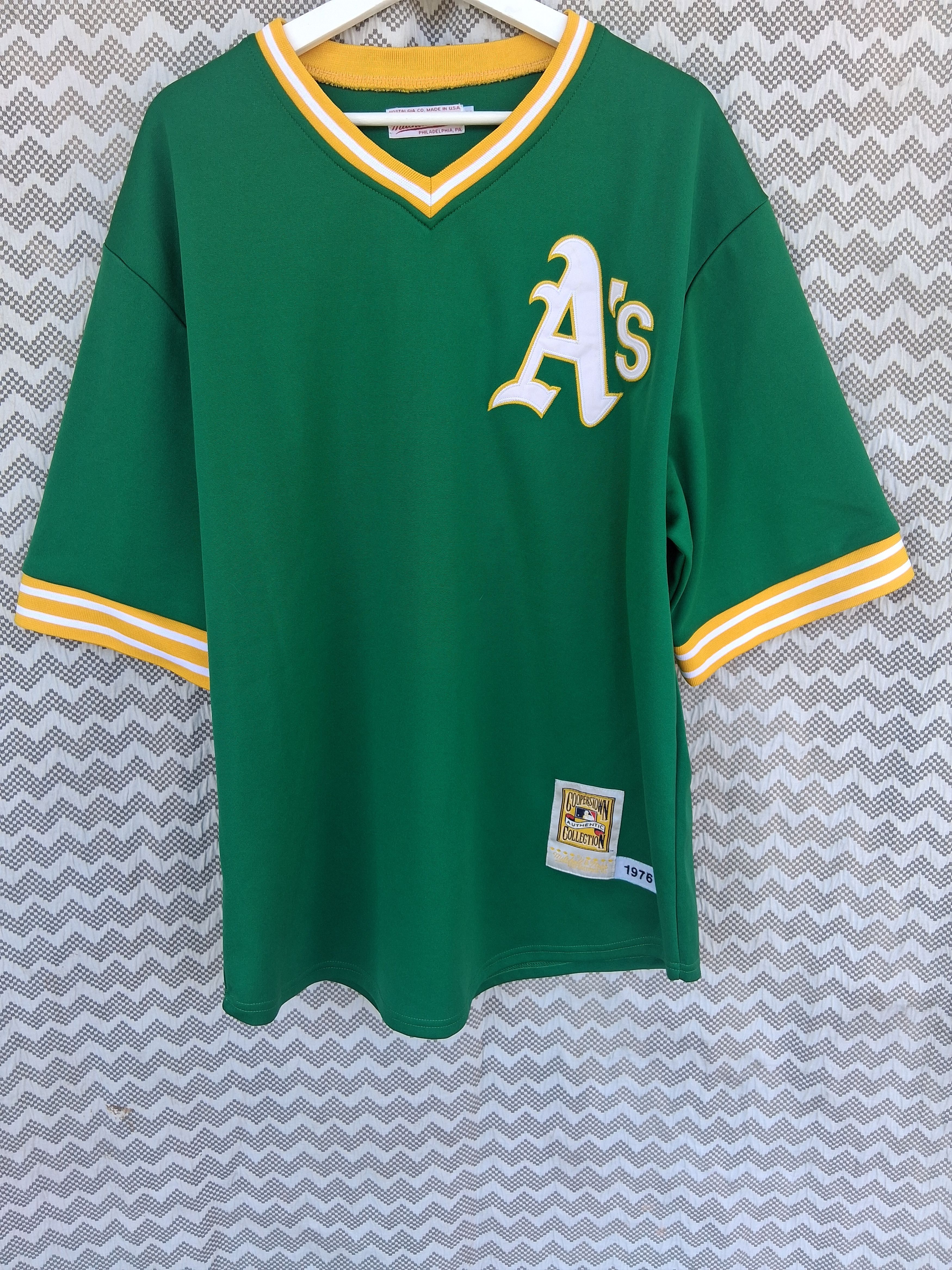 Mitchell & Ness Mitchell & Ness Cooperstown Oakland A's Fingers MLB Jersey Size US L / EU 52-54 / 3 - 1 Thumbnail