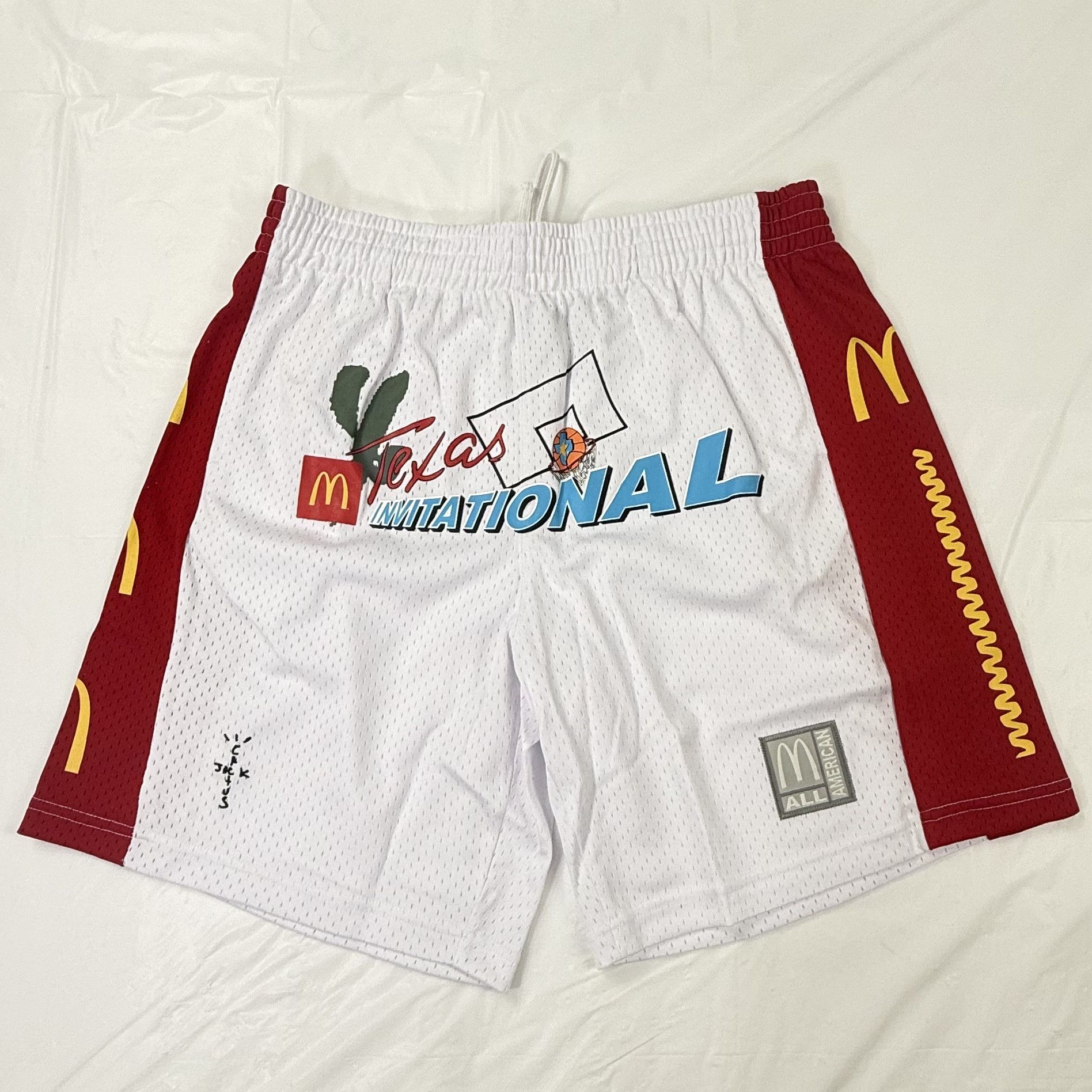 Travis Scott Travis Scott Cactus Jack McDonalds Mesh Shorts L Size US 32 / EU 48 - 1 Thumbnail