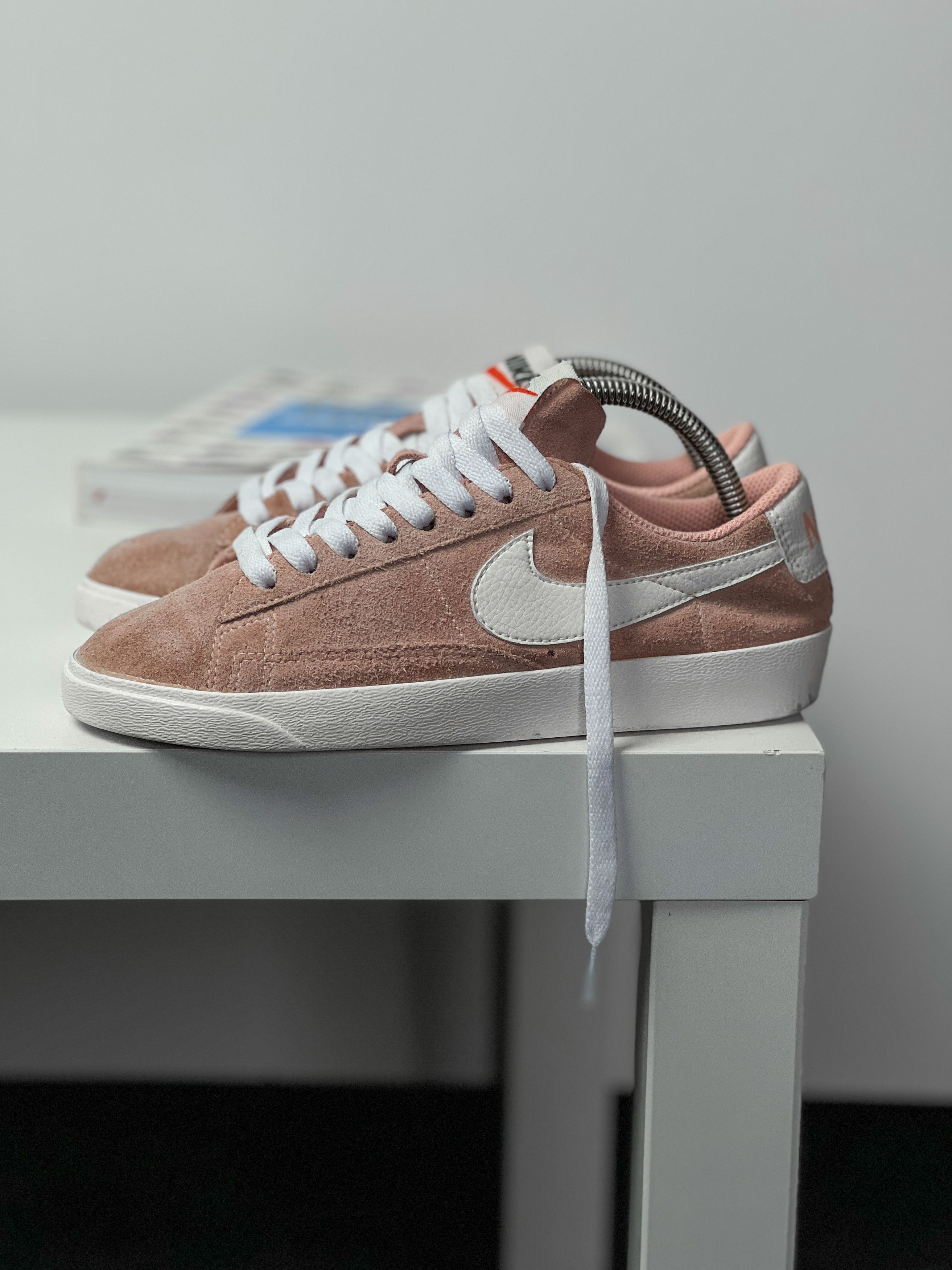 Nike Nike Blazer Low `AA3962-605` Size US 6.5 / IT 36.5 - 3 Thumbnail
