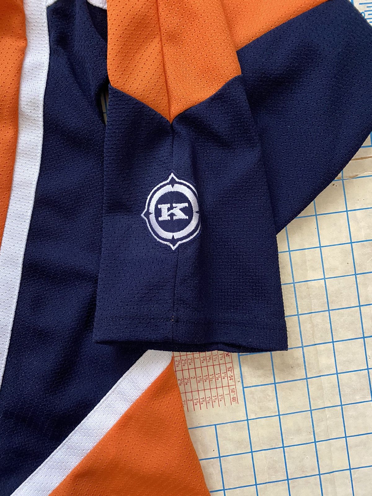 Koho × NHL Koho New York Islanders 2006-07 Orange Size Medium Size US M / EU 48-50 / 2 - 4 Thumbnail
