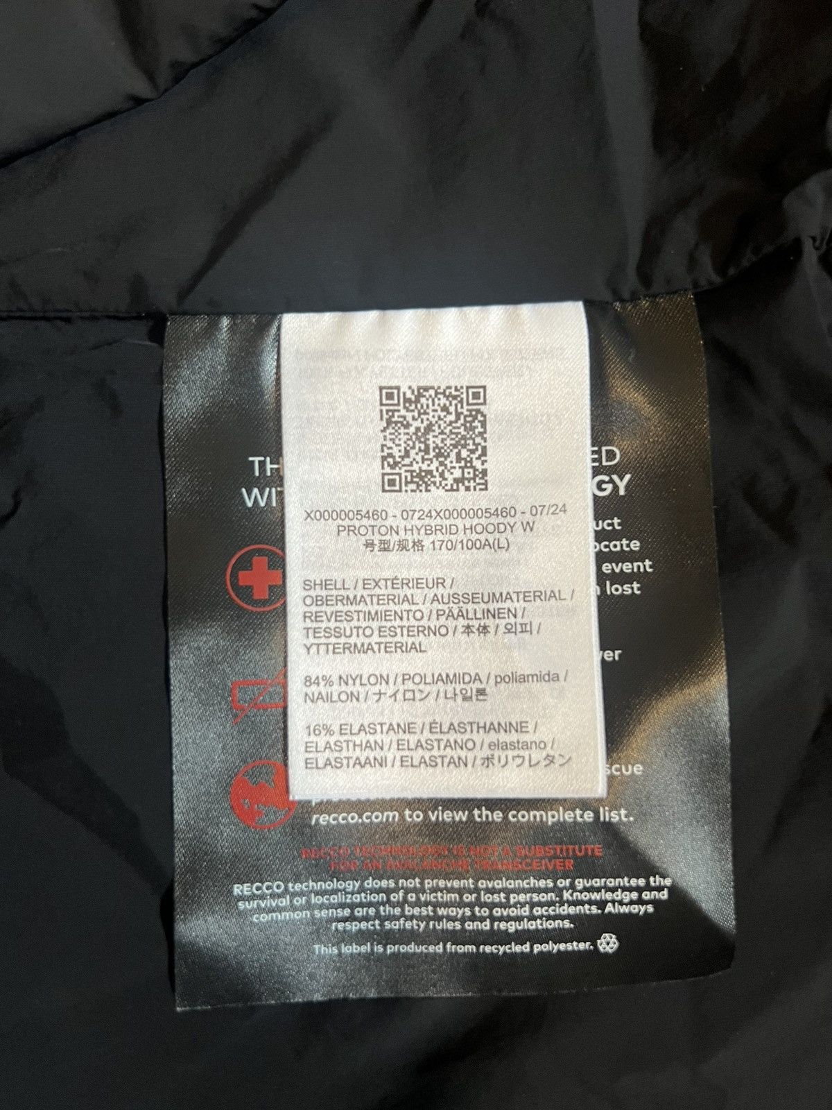 Arc'teryx Arc’teryx Proton Hybrid - NEW/TAGS ATTACHED Size M / US 6-8 / IT 42-44 - 9 Thumbnail